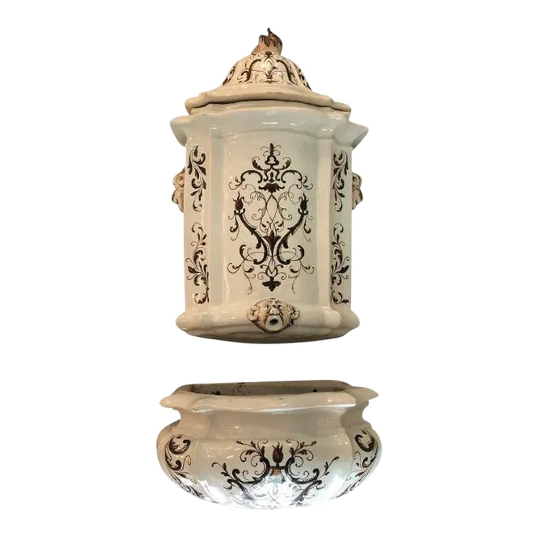 1970s Mid Century Italian Terracotta Garden Lavabo / Fountain: A mid-century large-scale Italian terracotta garden lavabo is a beautiful and ornate piece of outdoor decor. Lavabos, also known as fountains or basins, were traditionally used for washing hands or ga