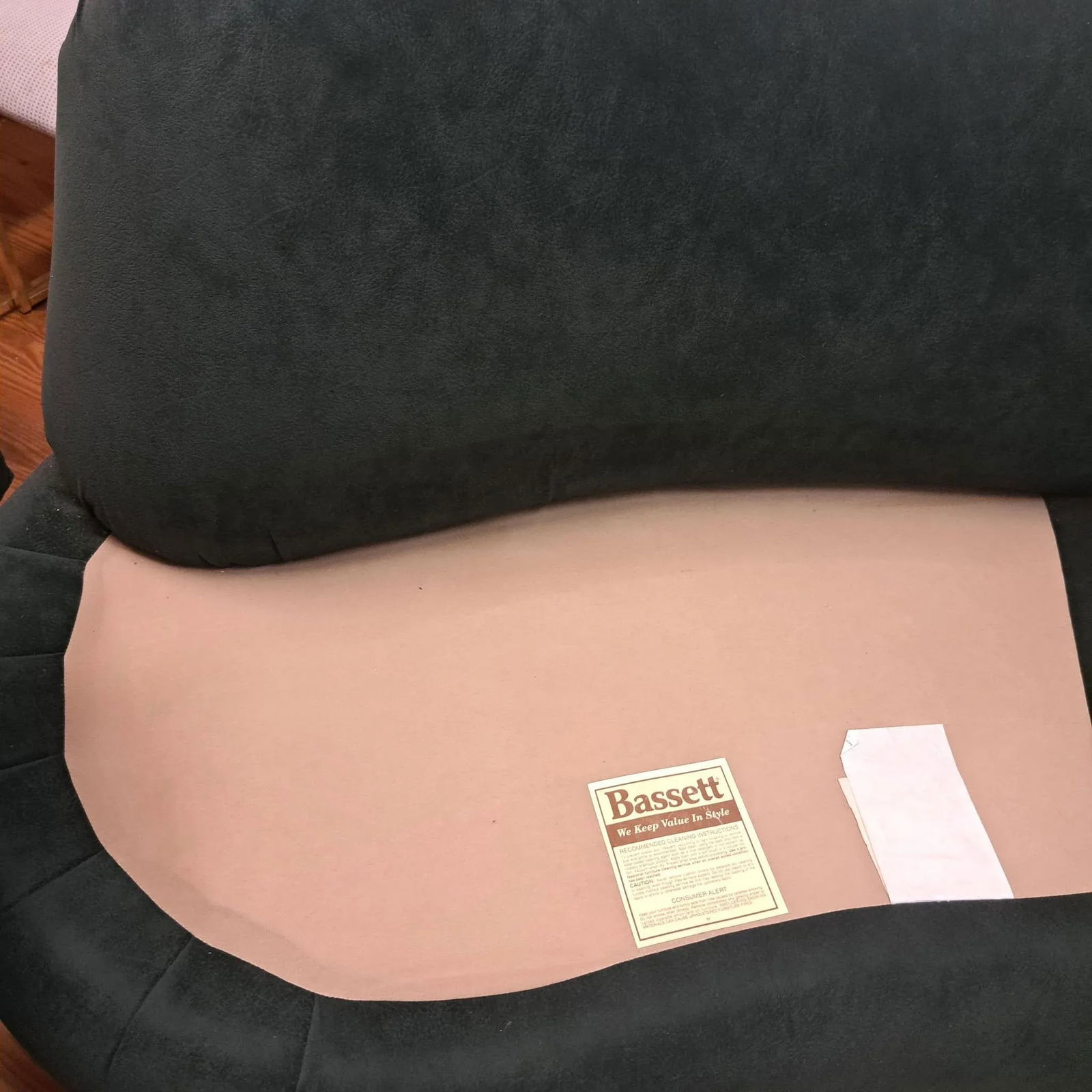 1990s Curved and Sculptural Postmodern Sectional and Ottoman - 7