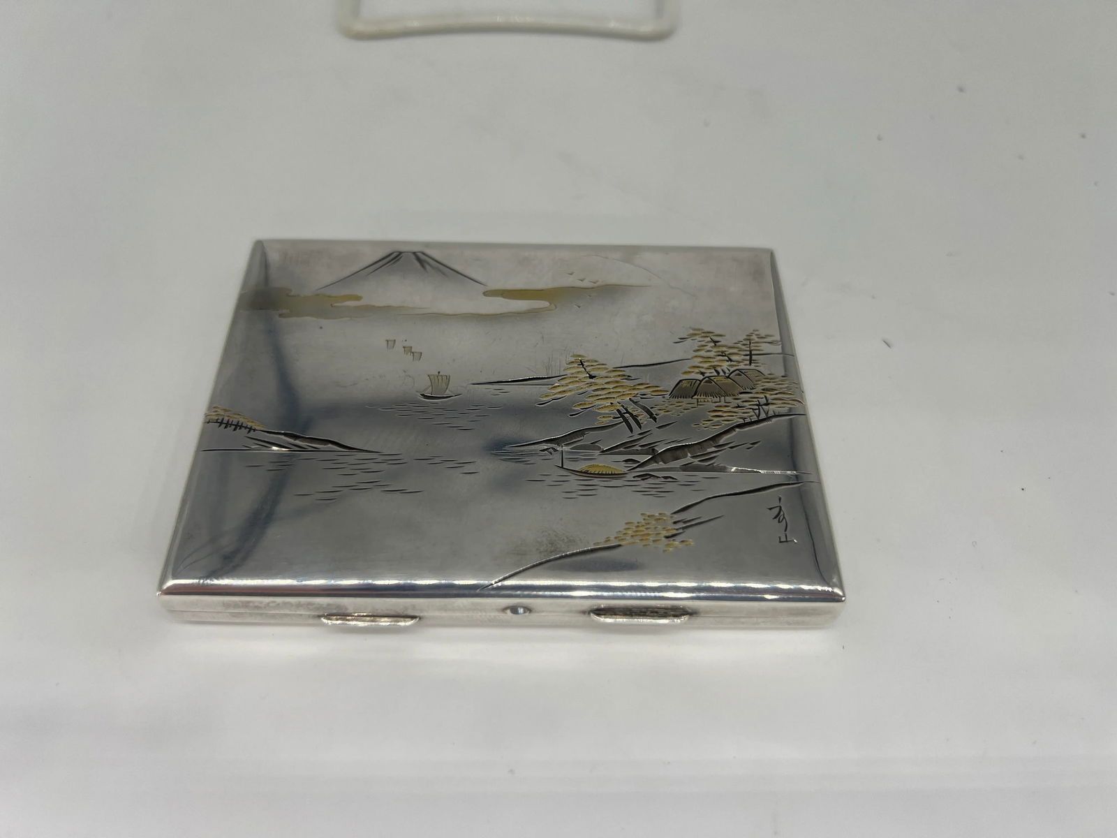 K. Uyeda Antique Japanese 950 Sterling Silver Mixed Metal Compact - 3