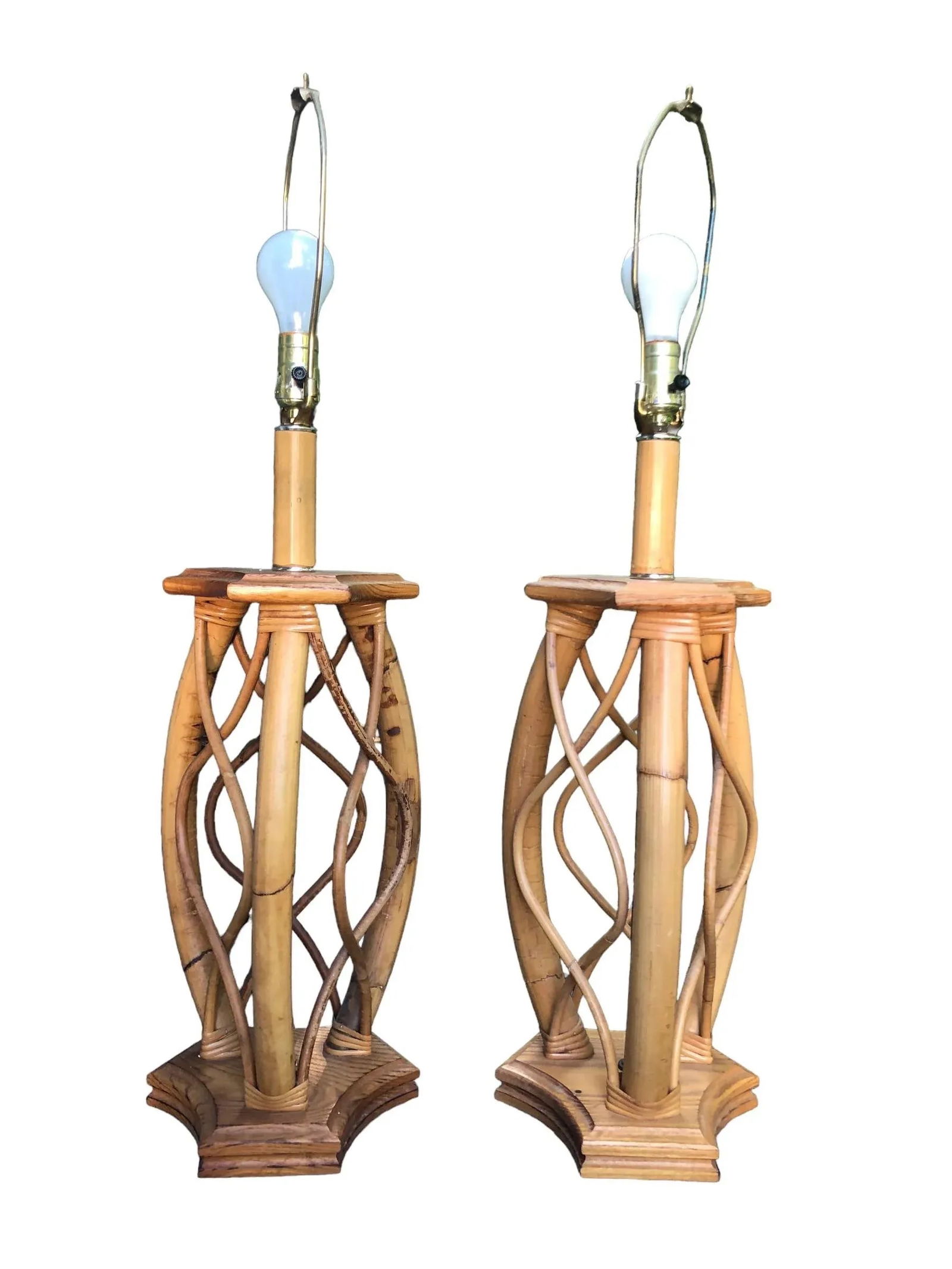 Pair of Mid-Century Rattan Table Lamps - 4