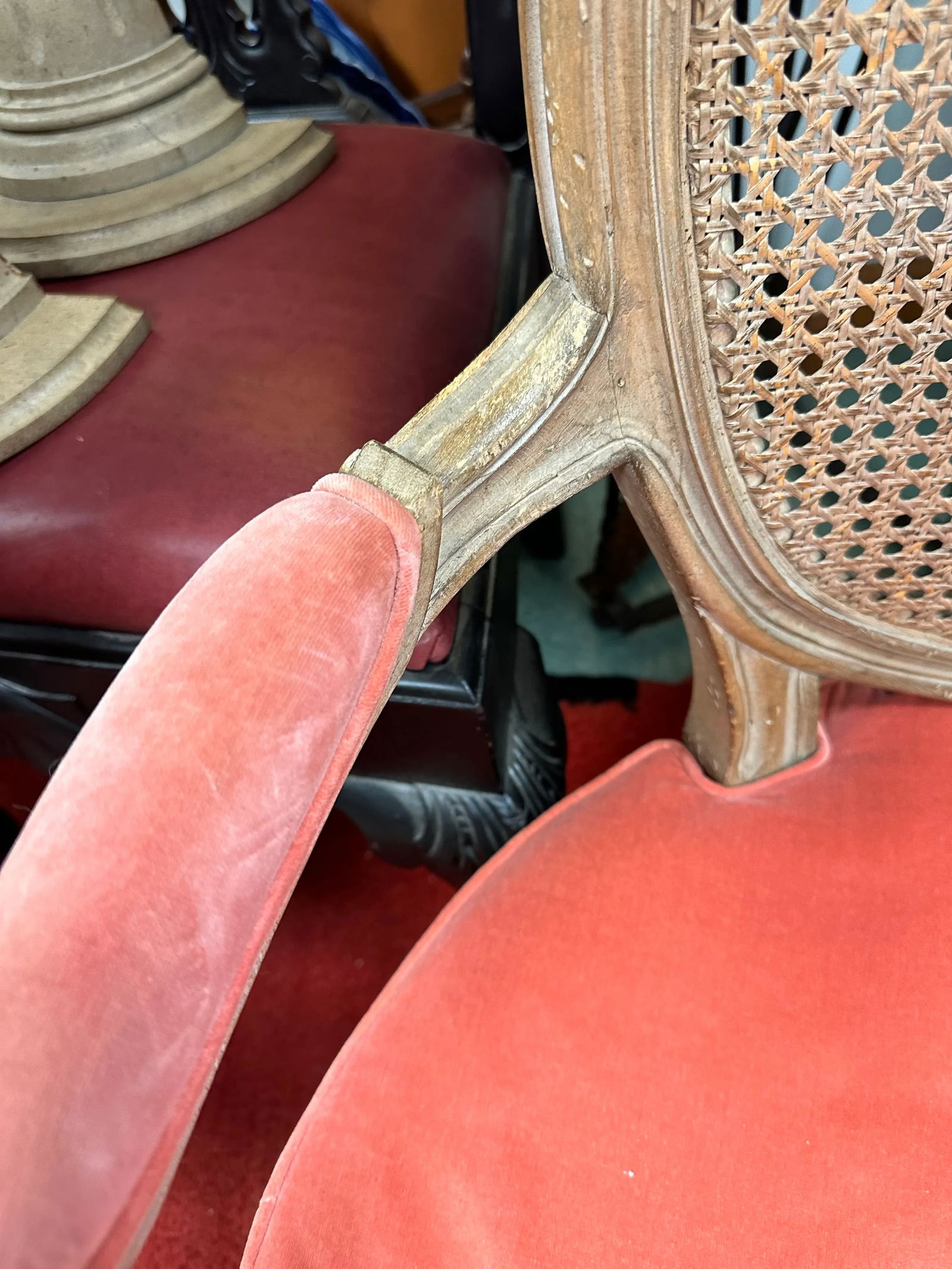 French Louis XVI Style Painted Cane Seat and Back and Coral Velvet Upholstery 19th Century - 7