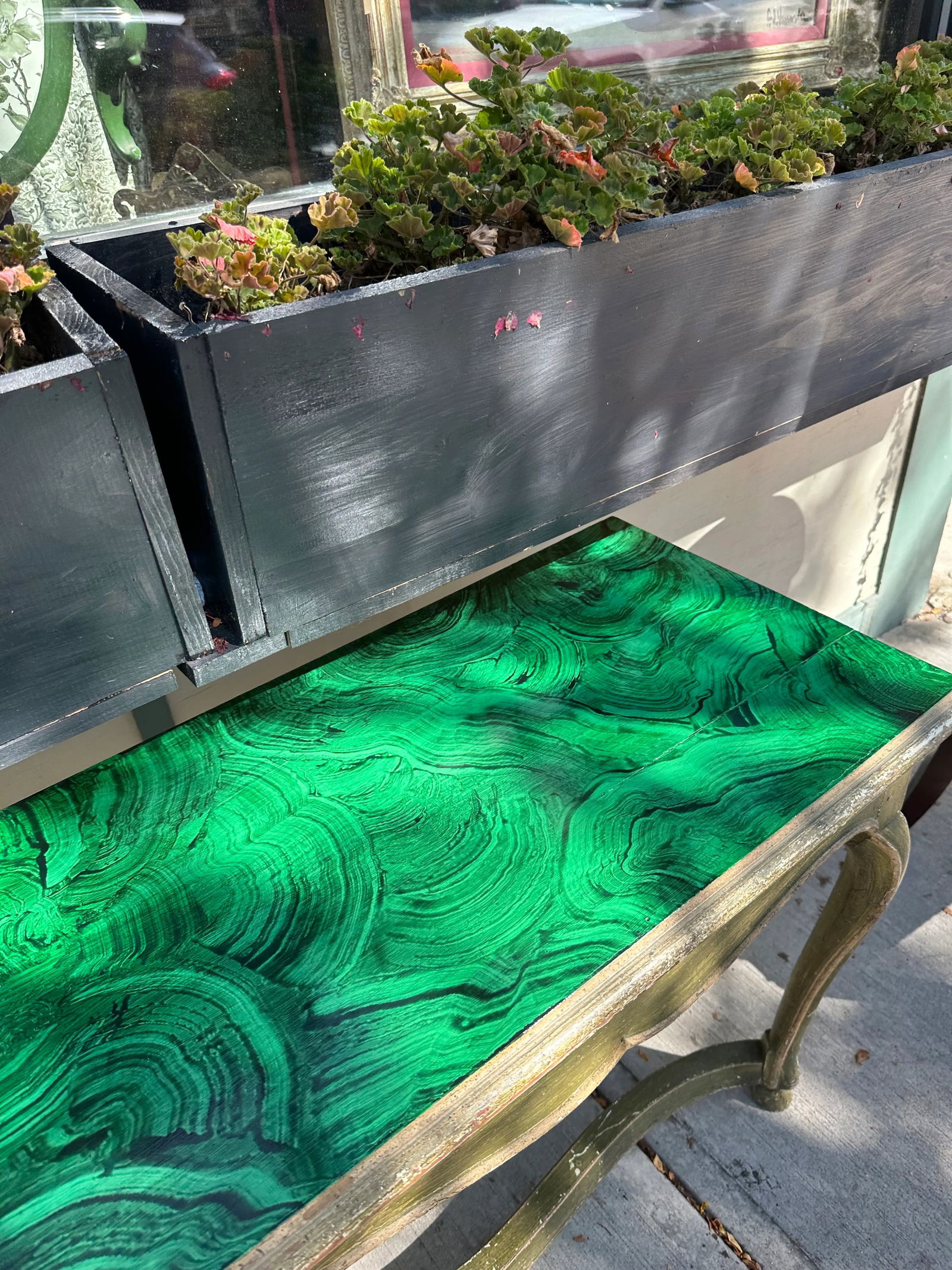 1950s Faux Malachite Topped Sofa or Hall Table With a Distressed Green Base and Legs French in Style - 4