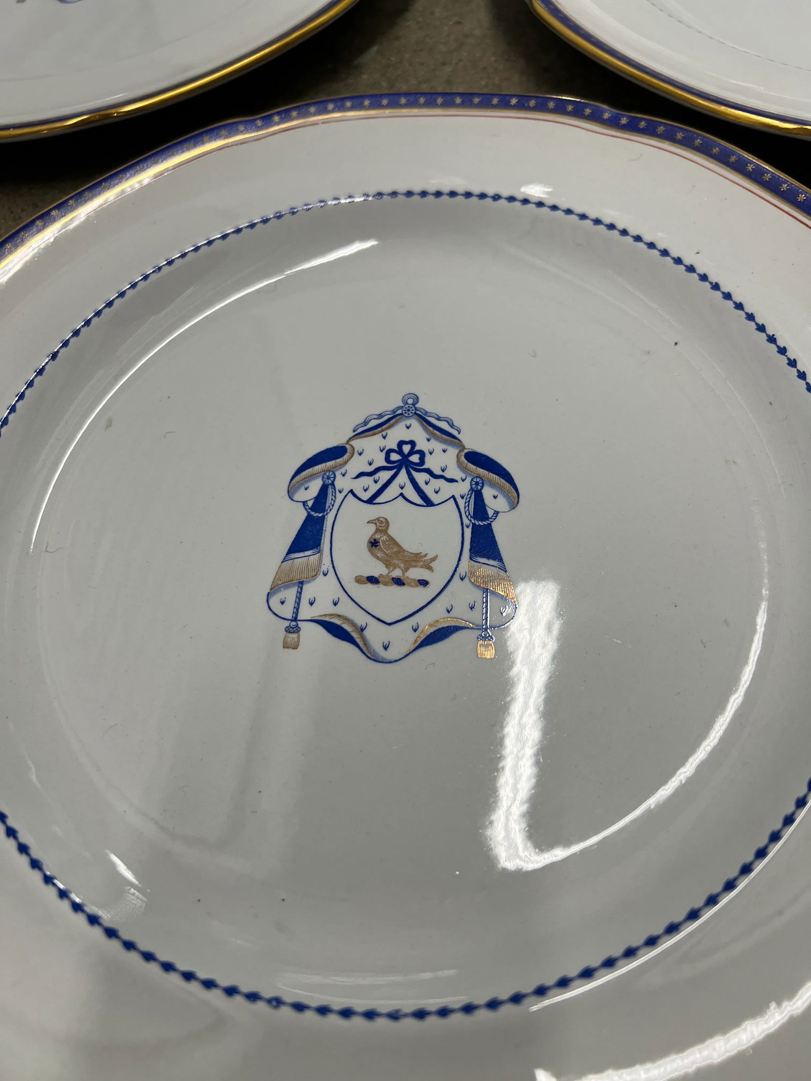 Set of 10, Antique Copeland Spode Armorial Dinner Plates C. 1950 - 7