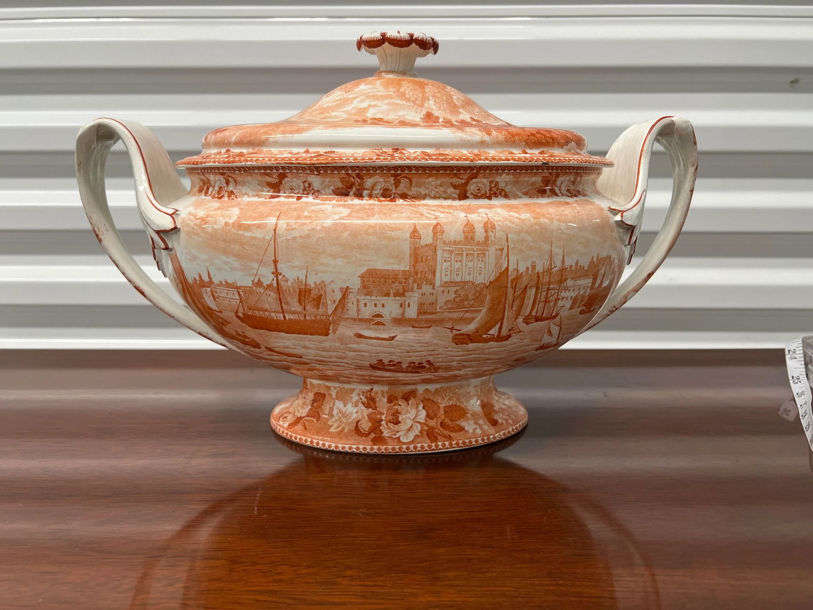 Rare 1840's Wedgwood "Tower of London" in Orange Transfer Pearlware Tureen - 6
