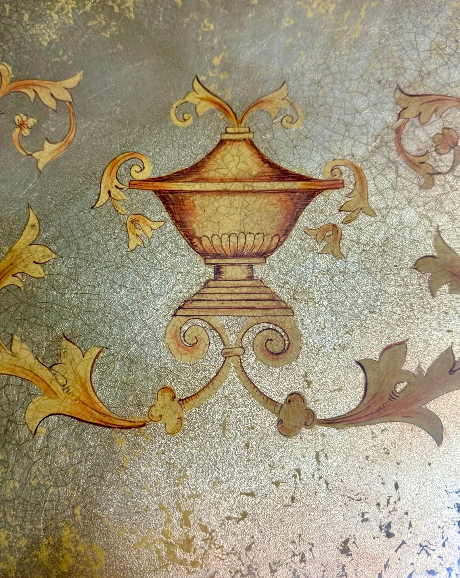 Vintage Euro Style Two-Tiered Octagonal Eglomisé Mahogany Cocktail / Coffee Table - 7