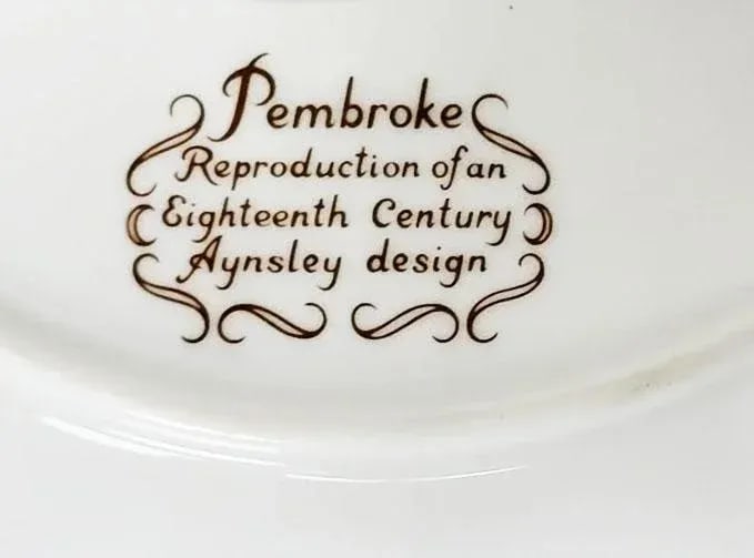 Aynsley Dinnerware Set Pembroke Pattern - Service for 8 Plus Serving Pieces - 7