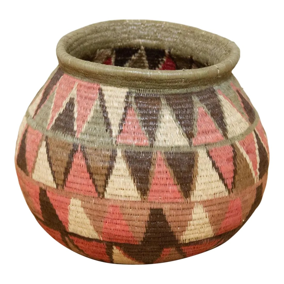 Colorful Finely Woven Tribal Embera Basket: This one of a kind stunning basket with rounded shape and wide opening is Handcrafted by EmberÃ¡ artisans using the intricate weaving techniques passed down through generations, this chunga