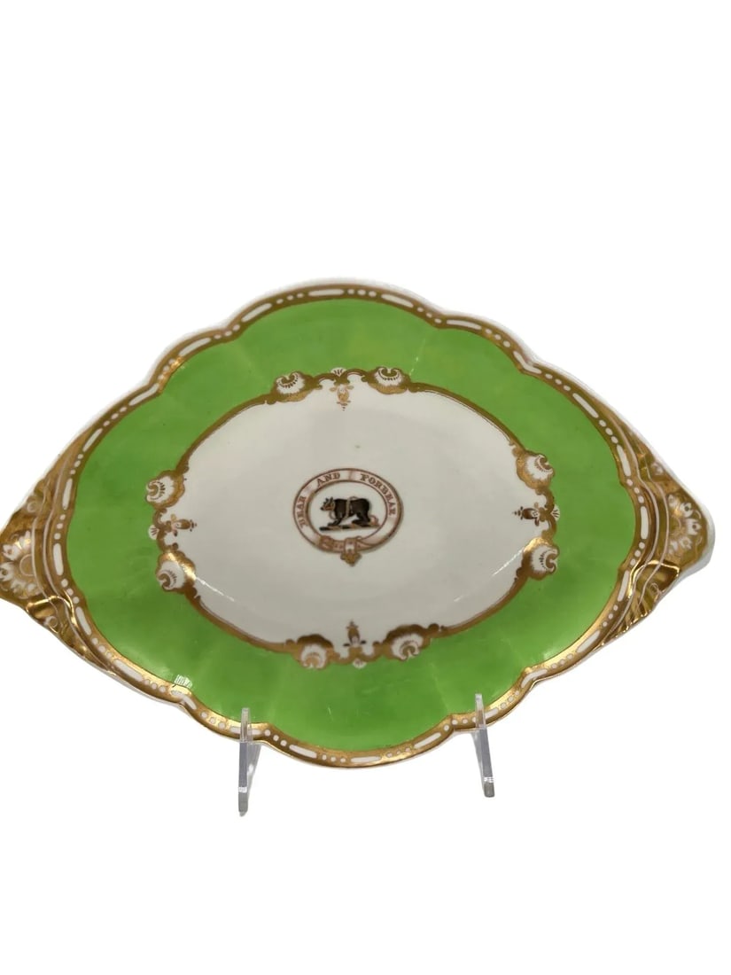 Set Spode Felspar Heraldric "Bear & Forbear" Dessert Tray & Covered Sauce Compotes C. 1840 - 4