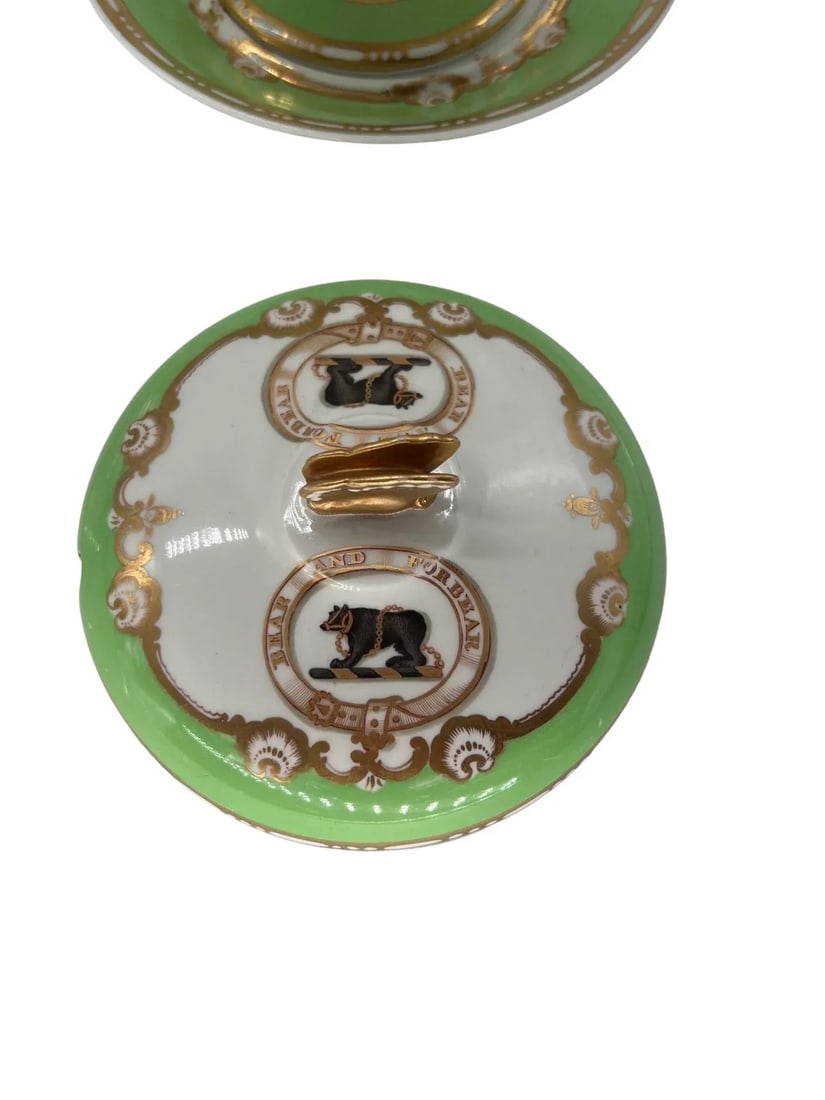 Set Spode Felspar Heraldric "Bear & Forbear" Dessert Tray & Covered Sauce Compotes C. 1840 - 7