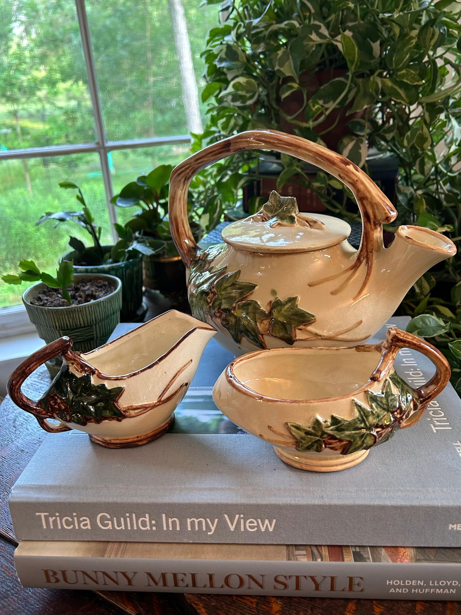 1940's McCoy Ivy Pattern Tea Set - Set of 3 Pieces - 2