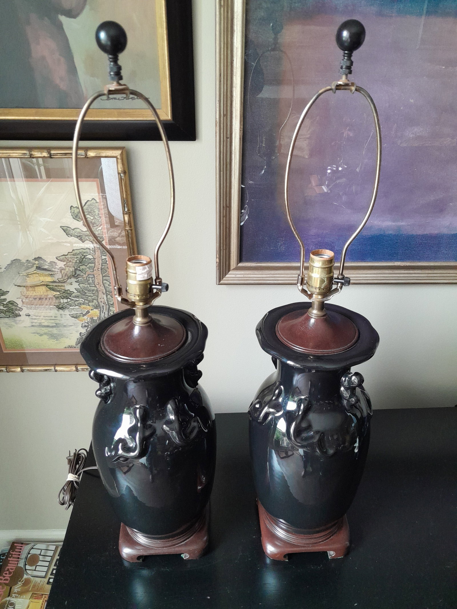 Mid 20th Century Chinese Gloss Black Salamander Decorated Porcelain Lamps - a Pair - 5