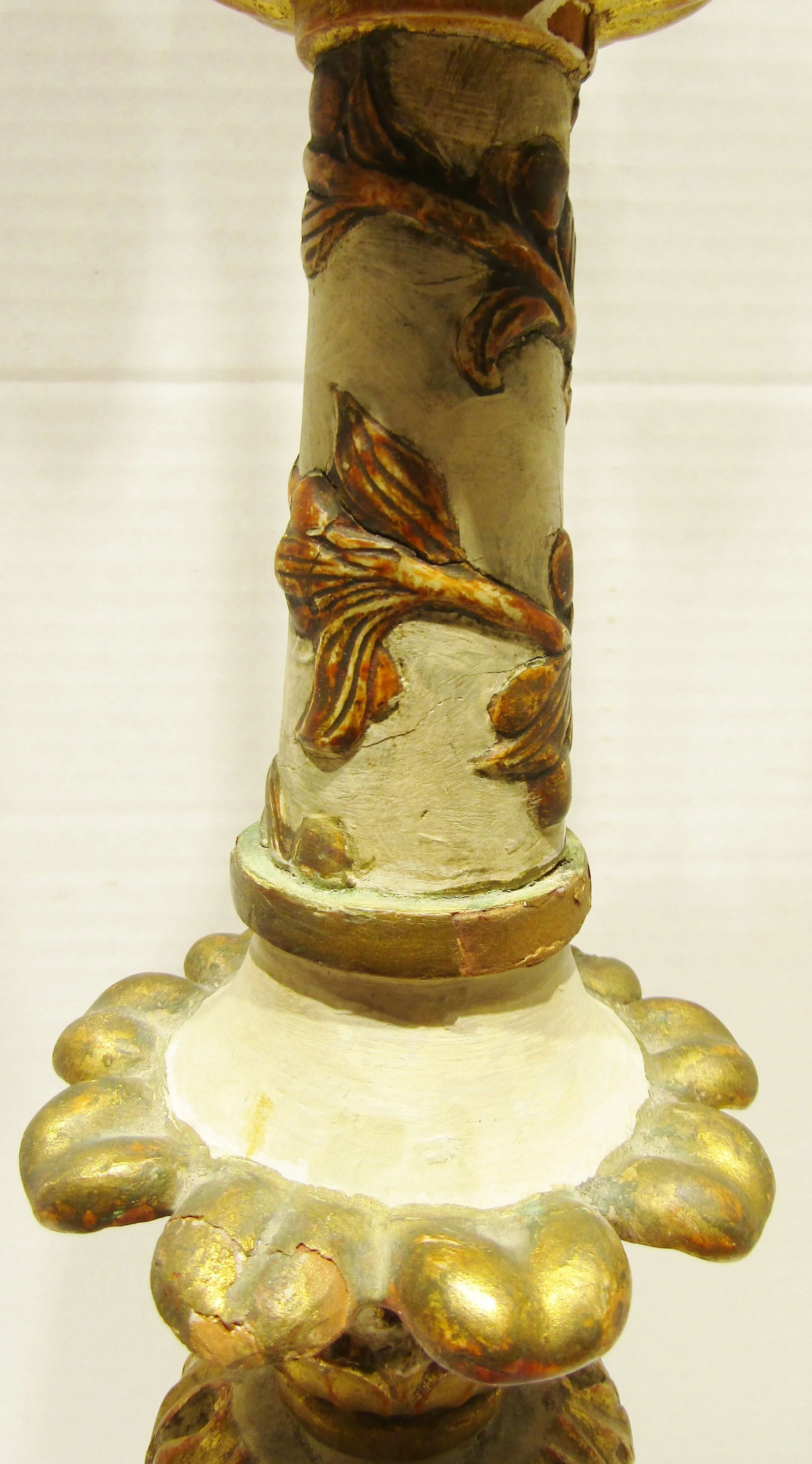 Matched Pair Antique 18th Century Italian Parcel Gilt Wood Candlesticks / Lamps - 7