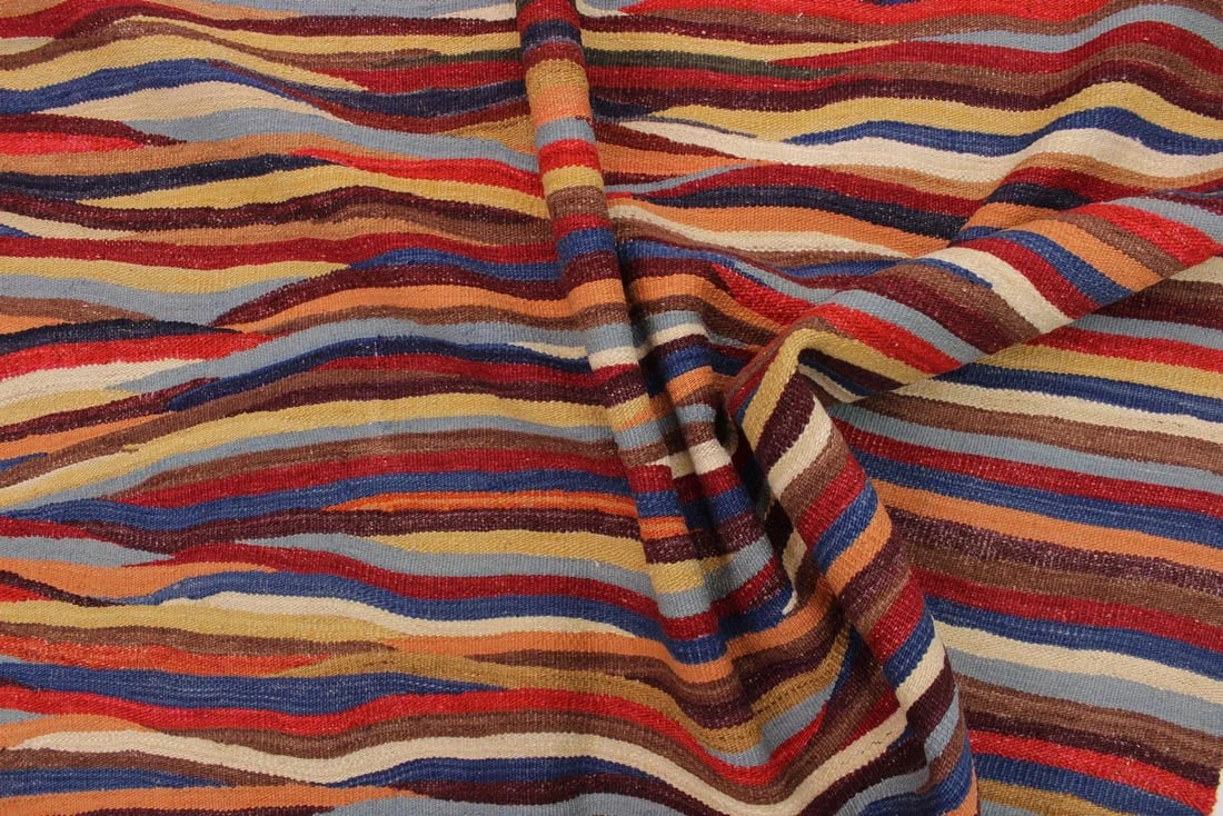 Shabby Chic Kilim Red/Blue Hand-Woven Wool Rug -6'1 X 8'2 - 6