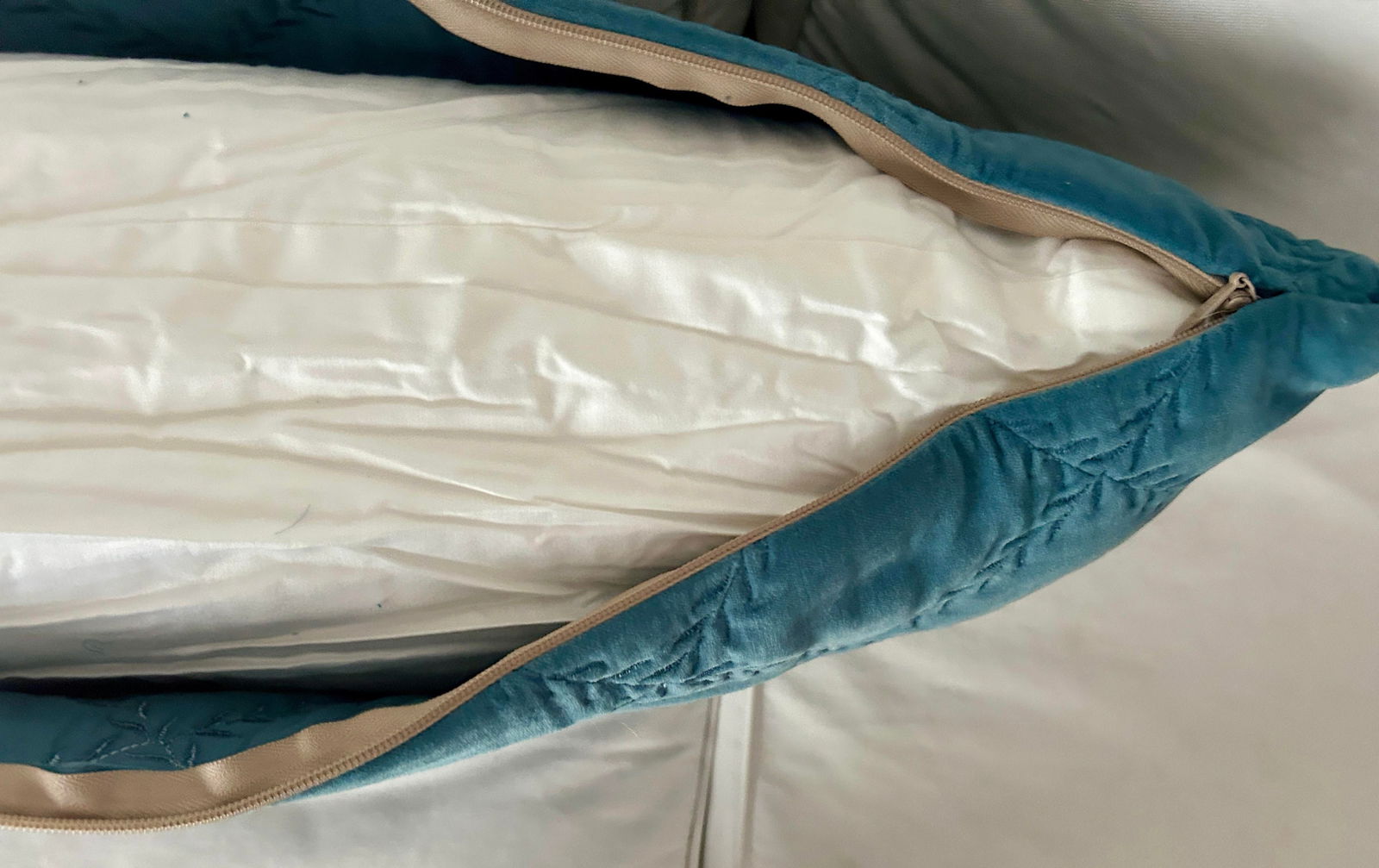 Bella Notte and Linen Long Lumber Pillow in Cenote - 6