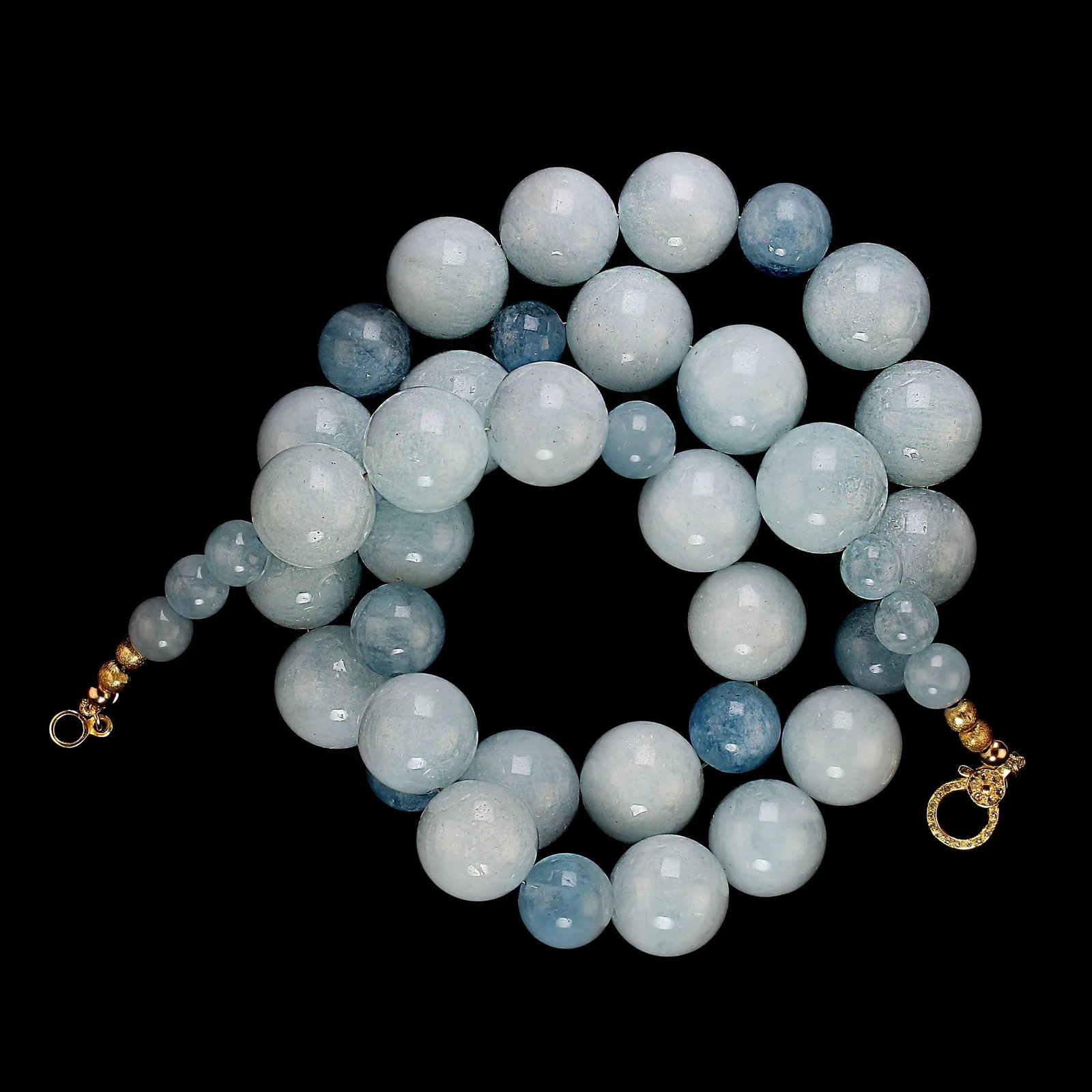 Aquamarine Mixed Tones and Sizes With Diamond Clasp Necklace - 3