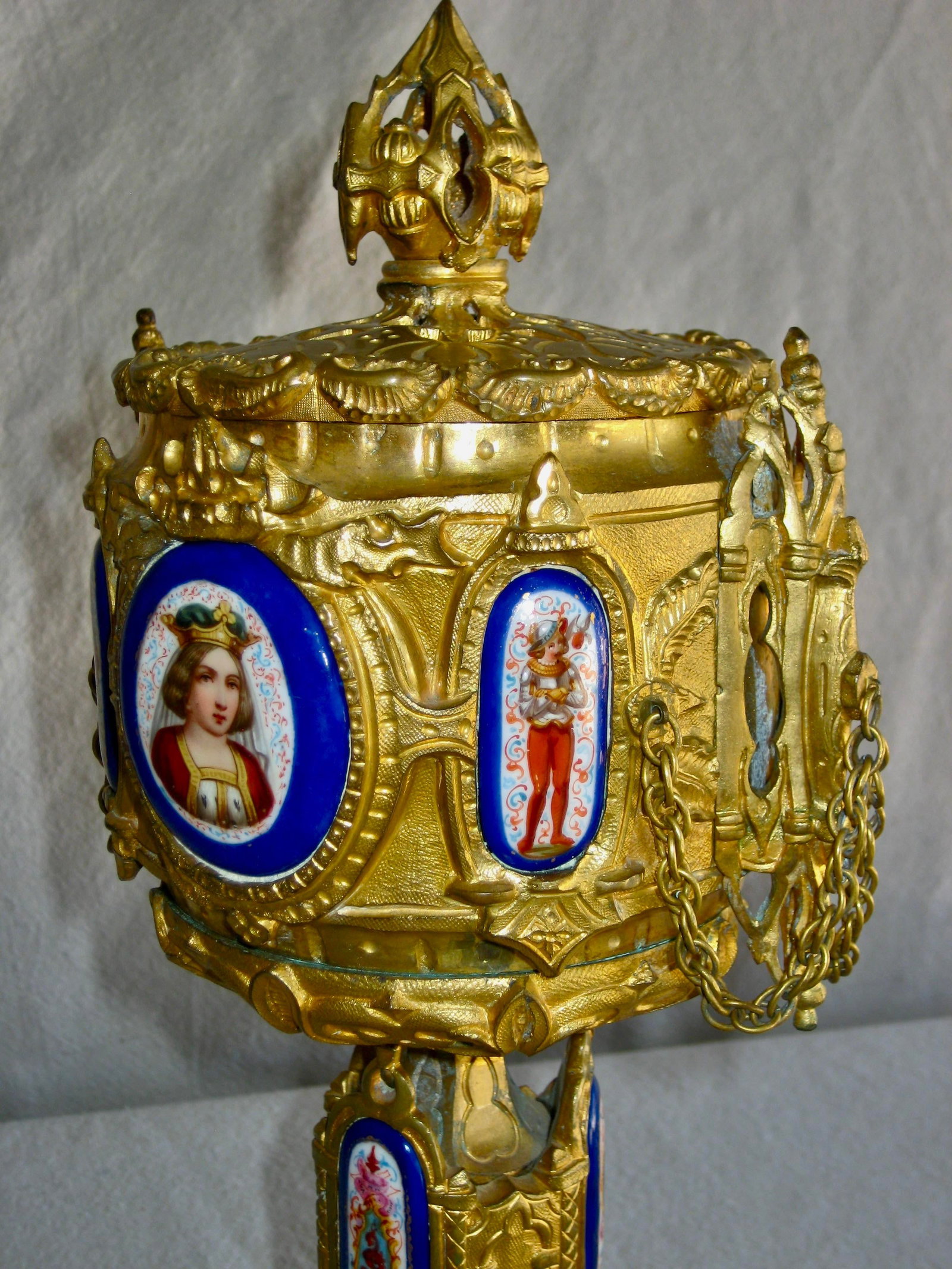 French Neo Gothic Bronze and Sevres Style Plaques Jewelry Box Late 18 Hundreds - 6