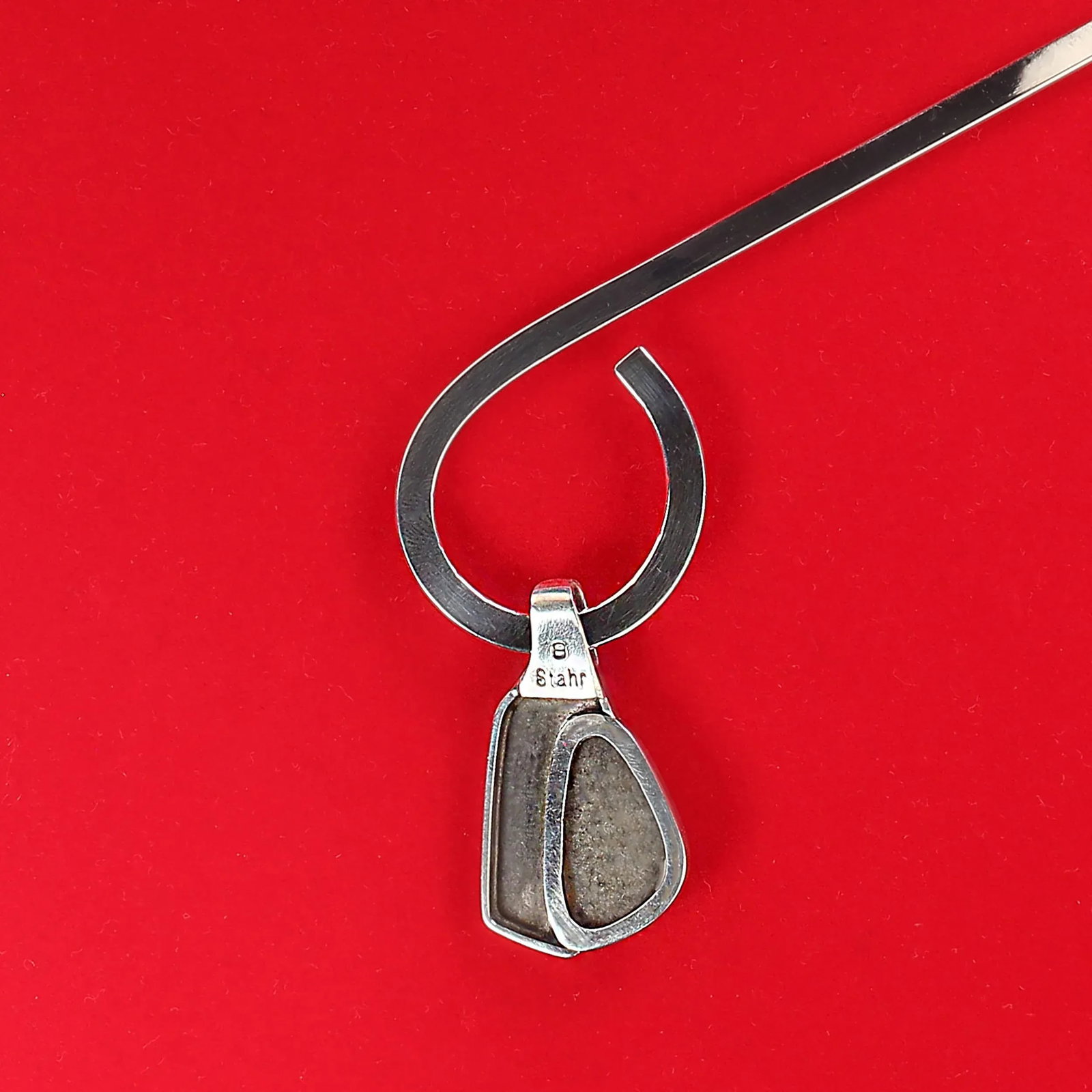 Late 20th Century Brazilian Opal in Sterling and 18k Gold Pendant - 5