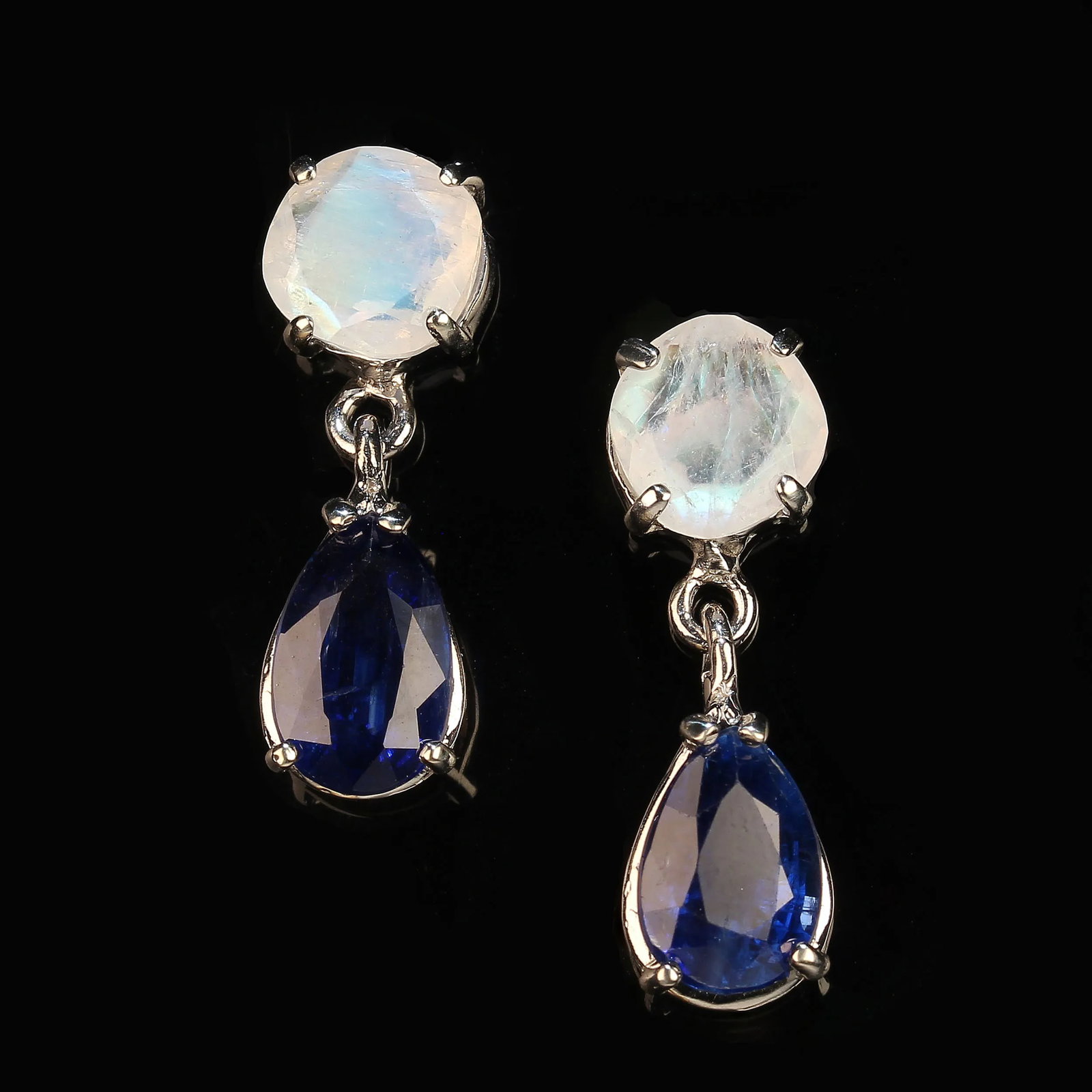 Moonstone and Kyanite Earrings in 14k Glowing White Gold - 2 Pieces - 4