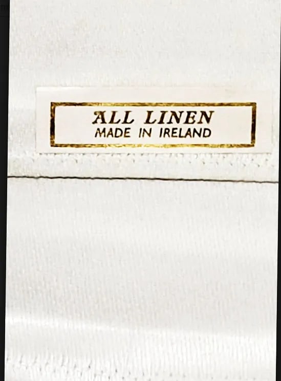 Vintage Gray"s Textiles Pure Irish Linens Tablecloth and 12 Napkins - 7