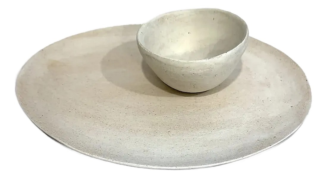 Handmade Abstract Medium Oval Plate and Cup Organic in Paper Porcelain by Cortana: The handmade abstract medium oval plate in paper porcelain is inspired in the Ocean Sea of Mallorca. Summer life to the maximum with this unique plate. It reminds us of the white sandy beaches. This o