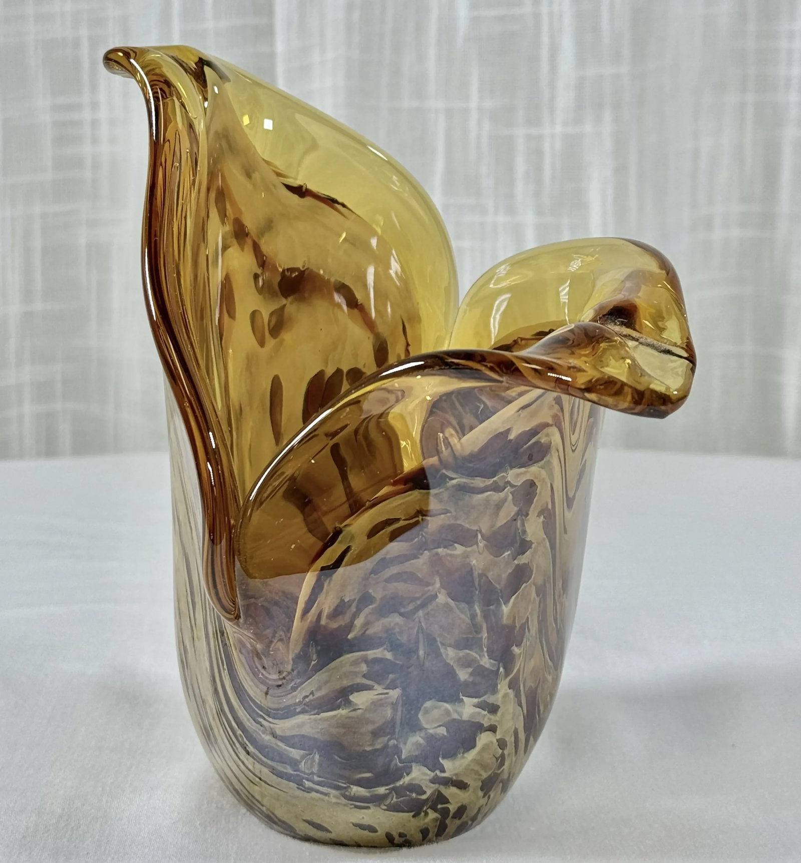 Vintage Italian Murano Hand Blown Glass Art Amber and White Tortoise Vase - 4