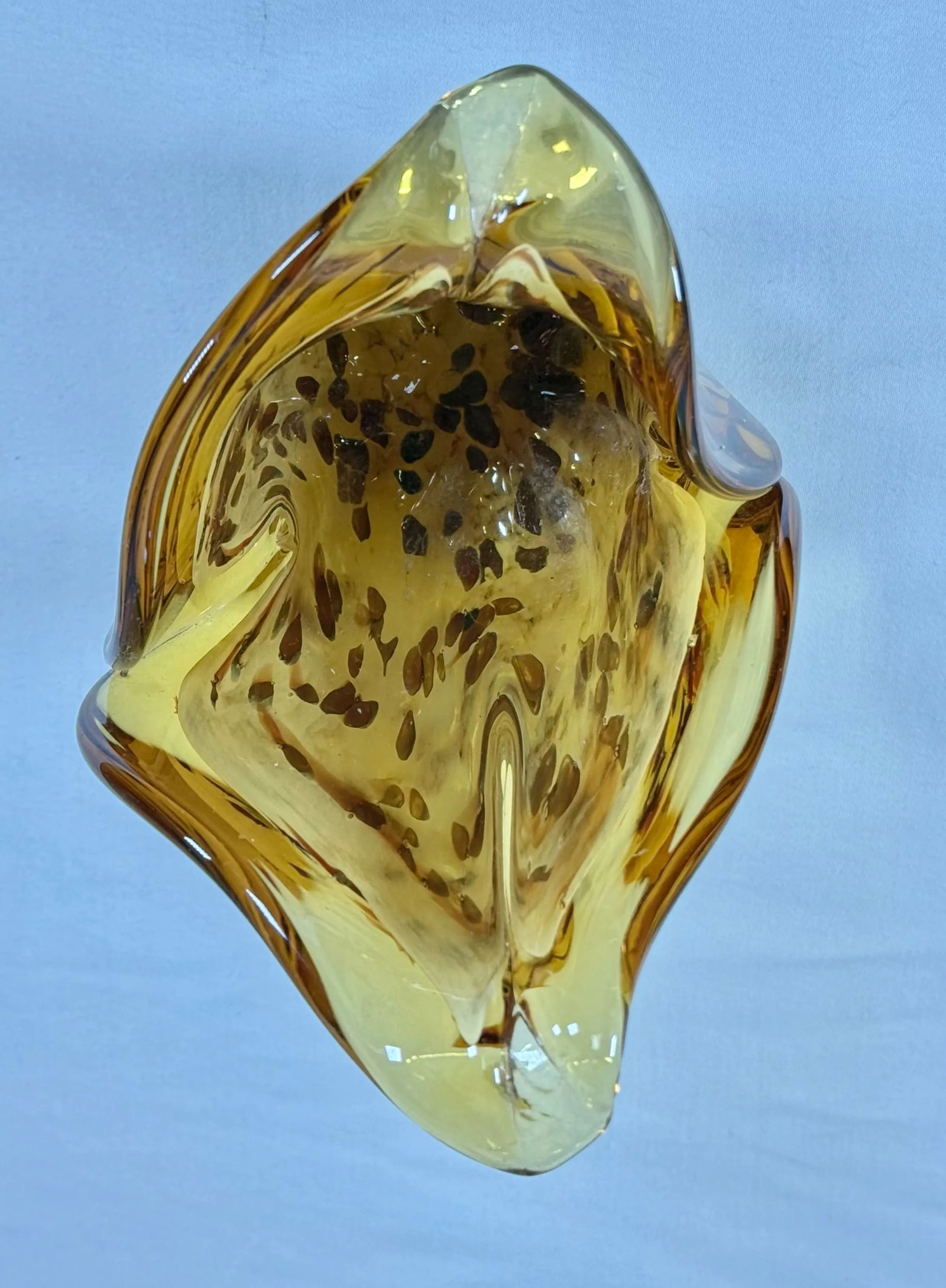 Vintage Italian Murano Hand Blown Glass Art Amber and White Tortoise Vase - 7