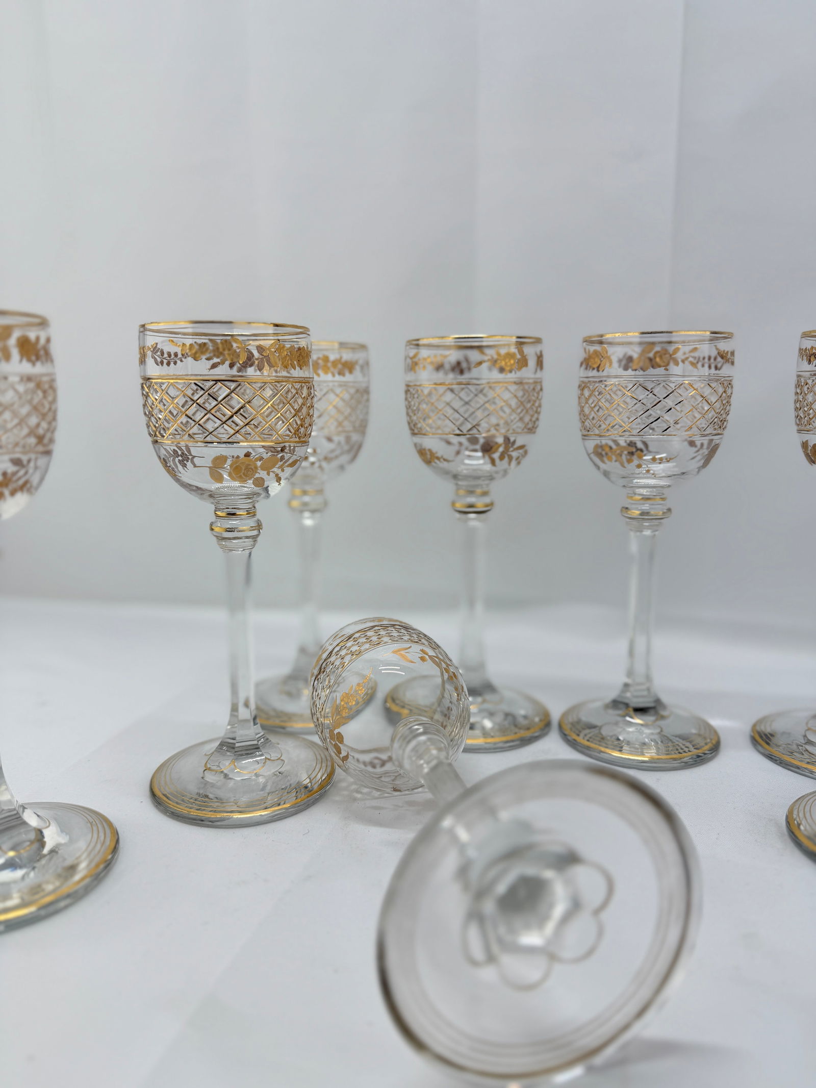 Set of 8, French Foliate Gilt Crystal Wine Goblets Style of Val St. Lambert - 7