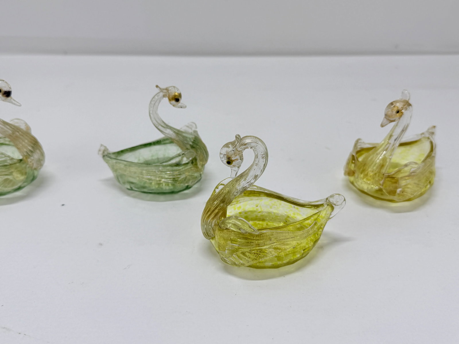 Set of 4, Mid Century Italian Murano Glass Swan Form Salt Cellars C. 1960 - 6