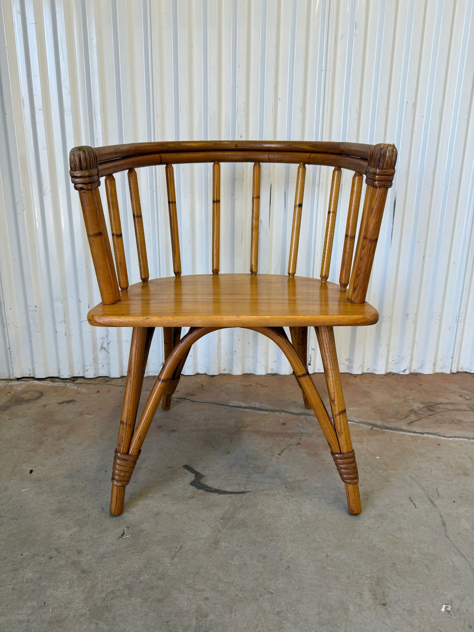 Vintage Heywood Wakefield Ashcraft Line Captains Chairs – Set of 2 With Rattan-Look Design - 2