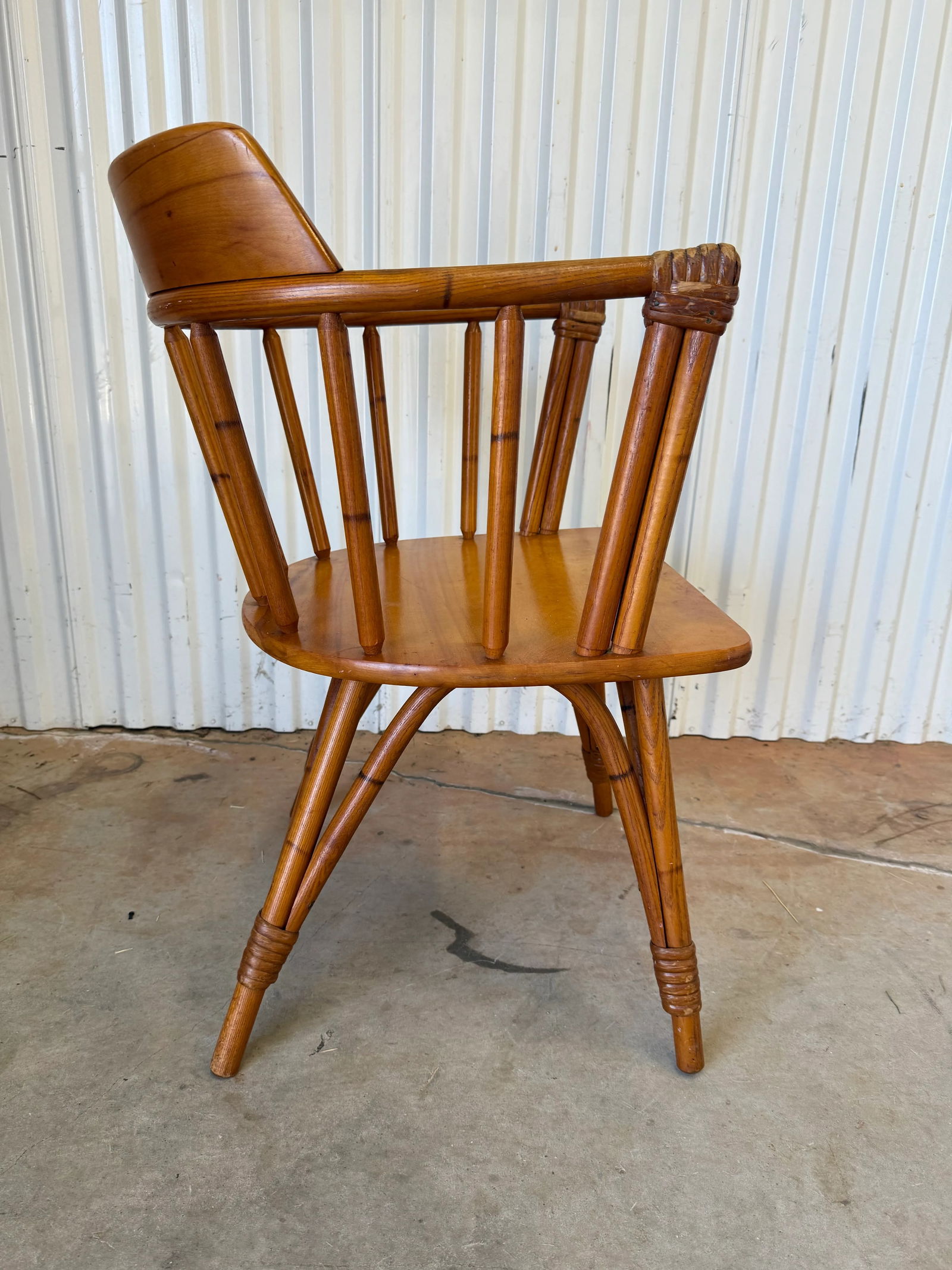 Vintage Heywood Wakefield Ashcraft Line Captains Chairs – Set of 2 With Rattan-Look Design - 7