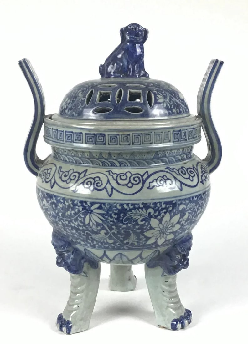 Antique Chinese Blue and White Tripod Incense Burner - 2