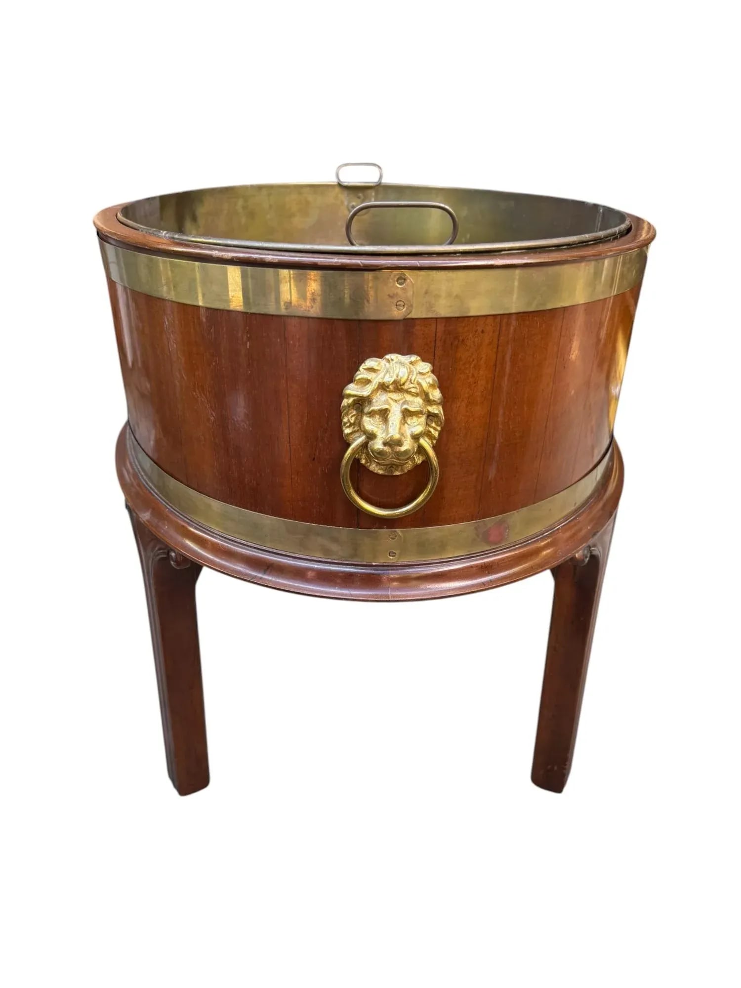 Late 20th Century George III Mahogany Oval Brass Bound Wine Cooler or Plant Stand With Lion Head Han - 3