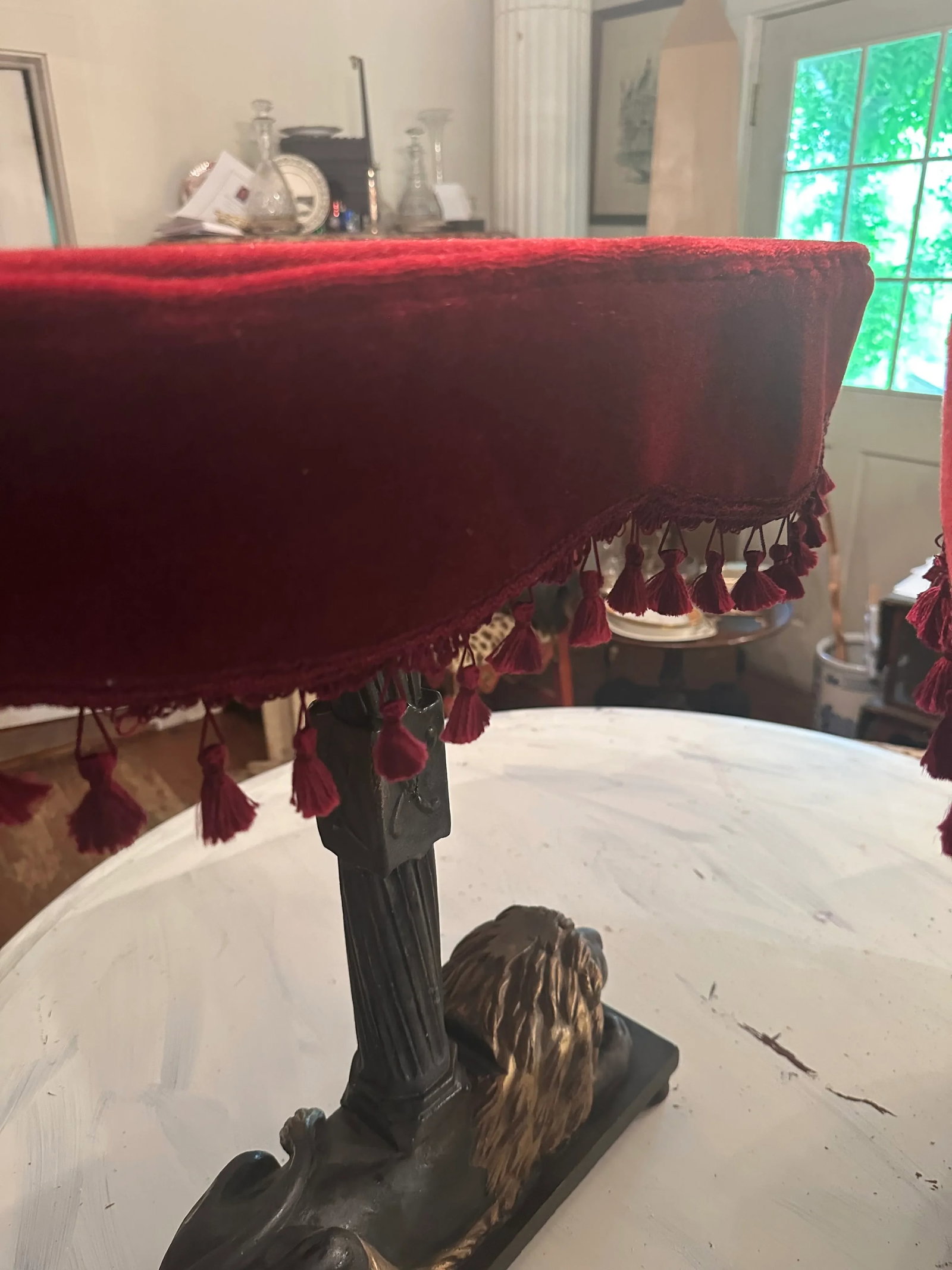 Pair of 1930s Black and Gold Spanish Renaissance Revival End Side Tables With Lions and Red Velvet C - 11