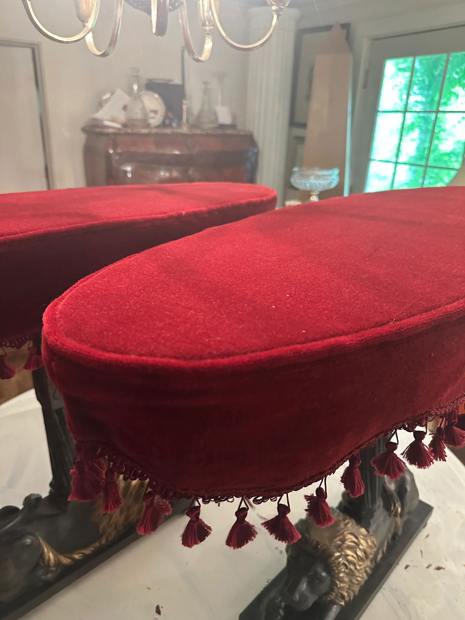 Pair of 1930s Black and Gold Spanish Renaissance Revival End Side Tables With Lions and Red Velvet C - 2