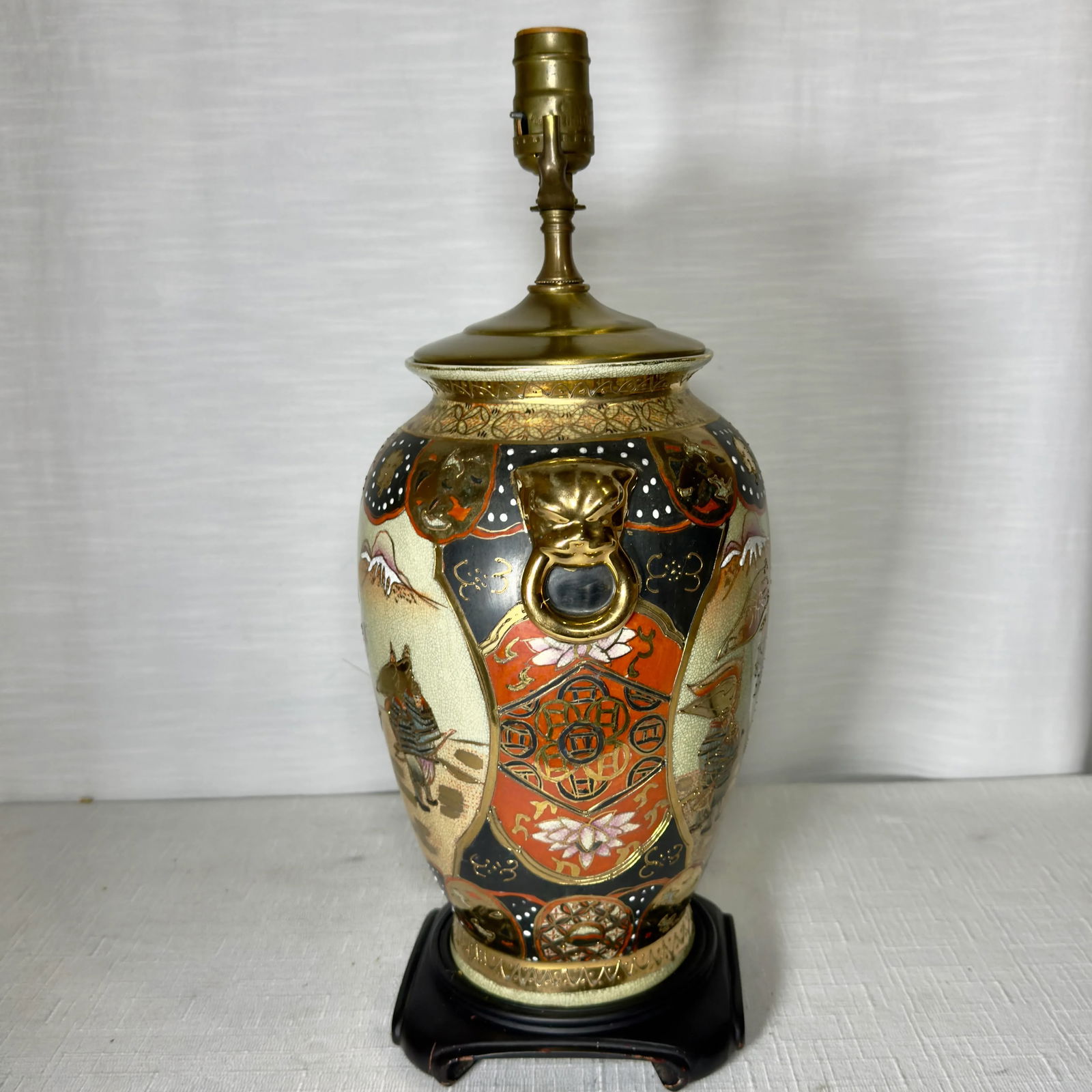 Vintage Chinoiserie Japanese Satsuma Vase Table Lamp - 2