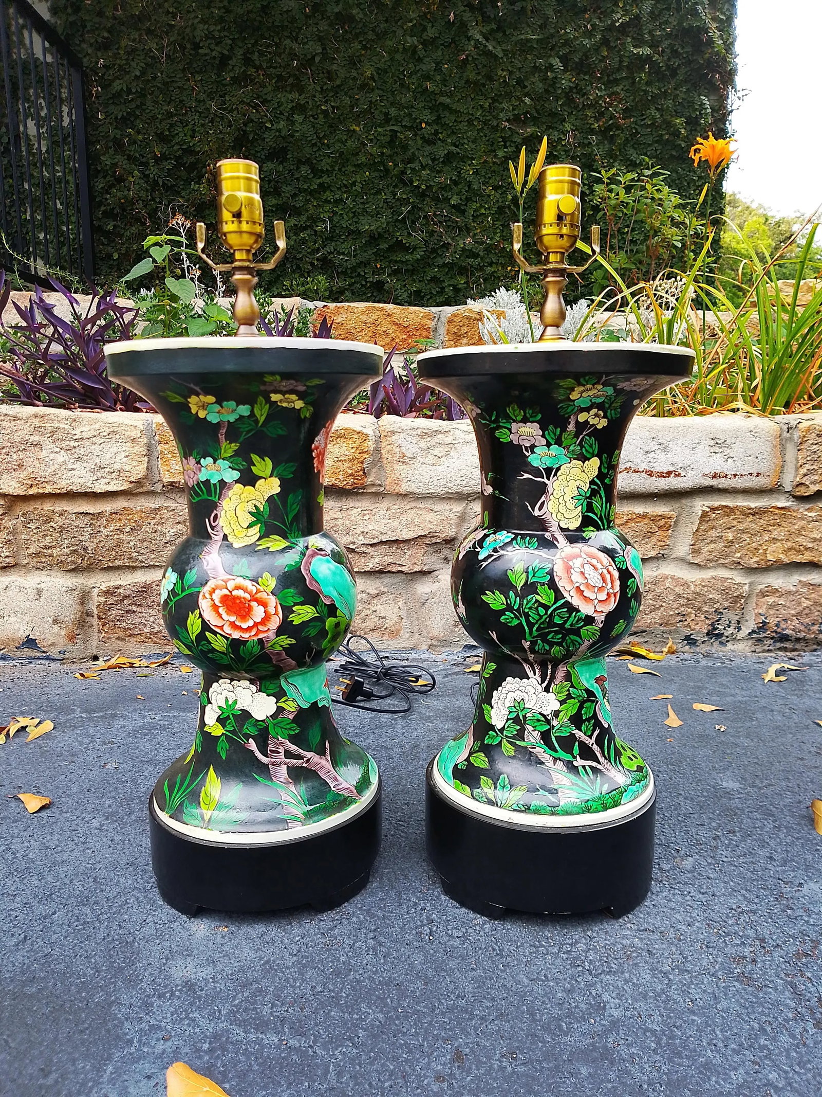 Pair of Vintage Chinese Cloisonné Vase Lamps - 9