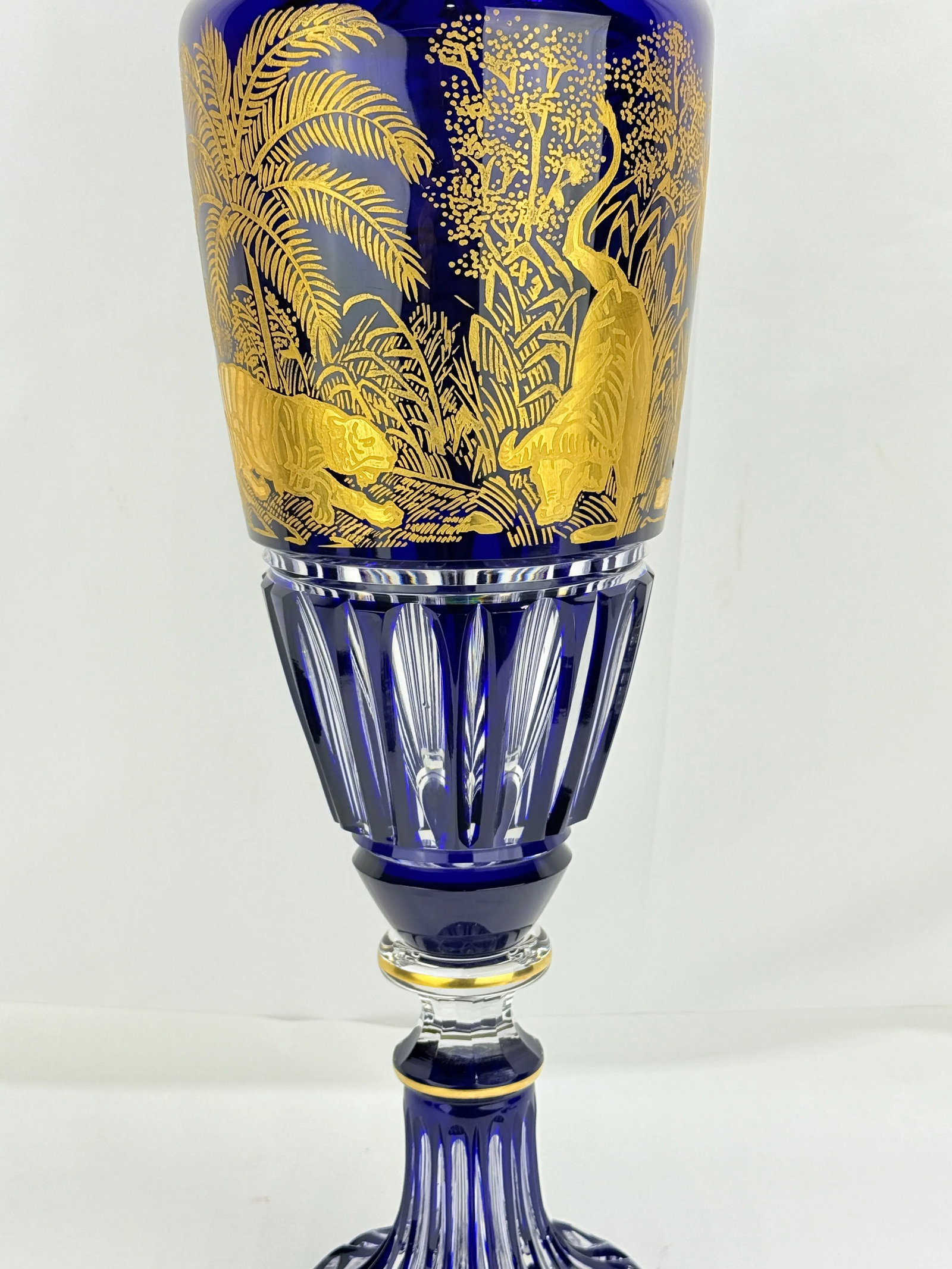 Monumental Saint Louis Cobalt & Gilt Cut-Crystal Vase, "African Jungle" 19th C - 3