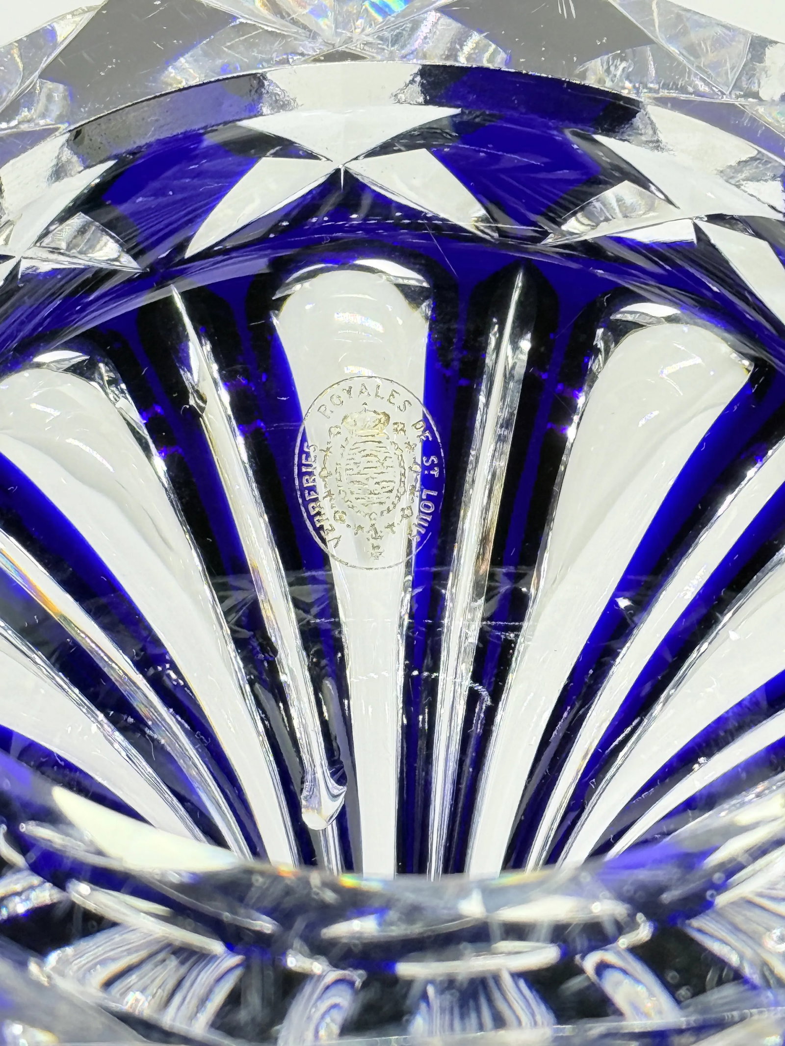 Monumental Saint Louis Cobalt & Gilt Cut-Crystal Vase, "African Jungle" 19th C - 8