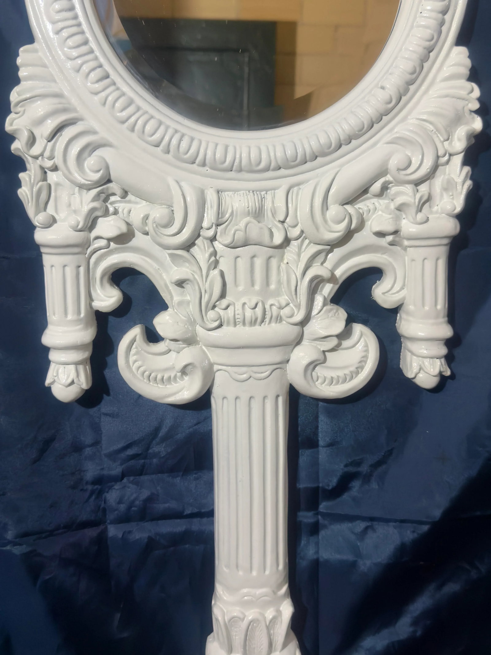 Vintage Palm Beach Regency Gloss White French Rococo Revival Wall Mirror in Gampel-Stoll Style - New - 11