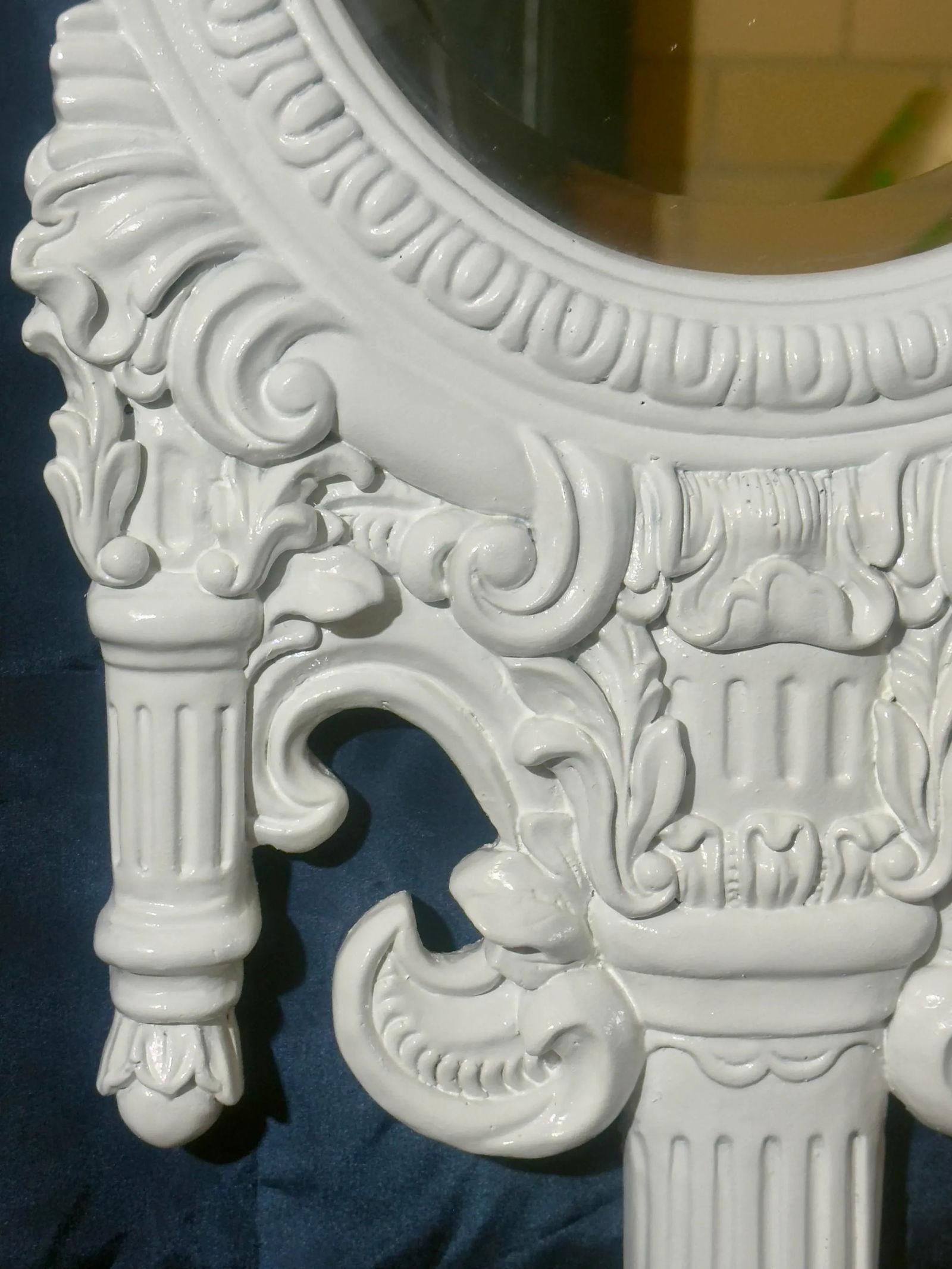 Vintage Palm Beach Regency Gloss White French Rococo Revival Wall Mirror in Gampel-Stoll Style - New - 7