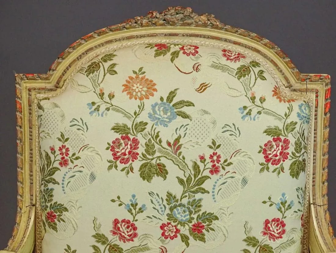 1930s French Louis XV Style Arm Chair With Stunning Foliate Upholstery - 6