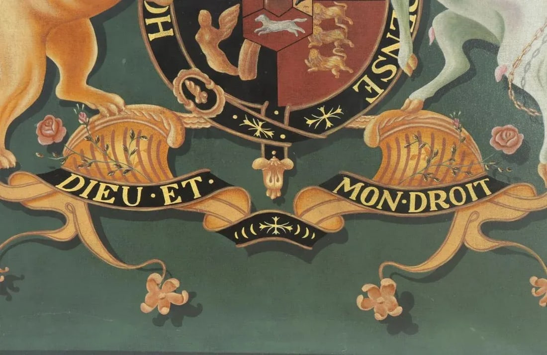 1980s Monumental English Coat of Arms Panel Painted Canvas on Panel by Maitland Smith - 2