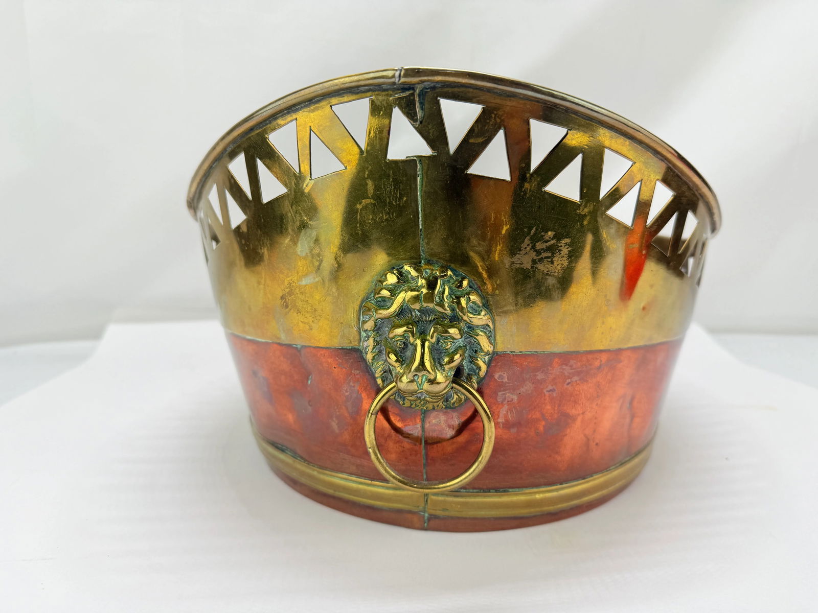 English 19th Century, Copper and Brass Jardinière or Wine Cooler W/ Lion Mounts - 4