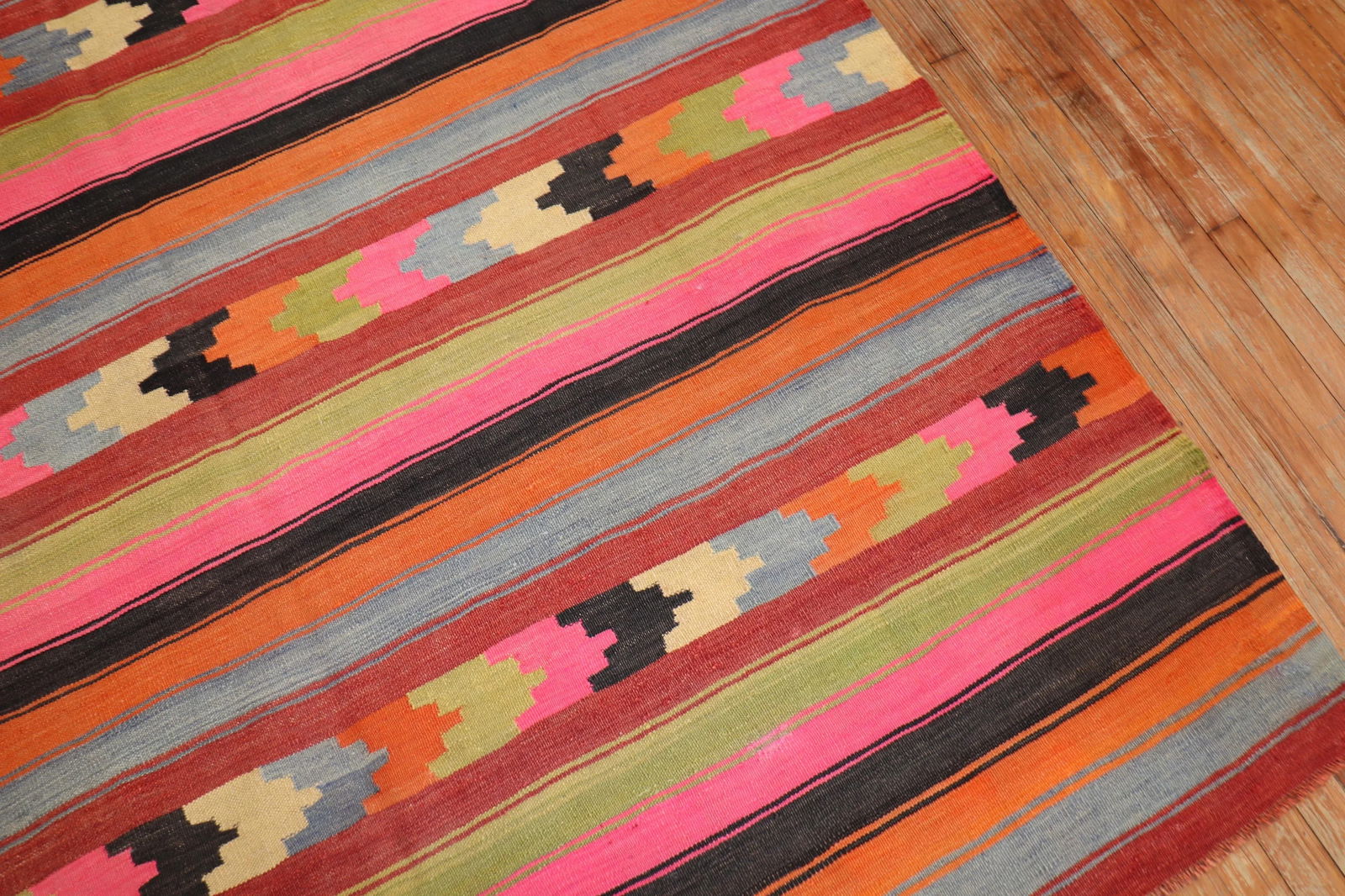 Bright Vintage Kilim Wide Runner, 4'9'' X 10'6'' - 7
