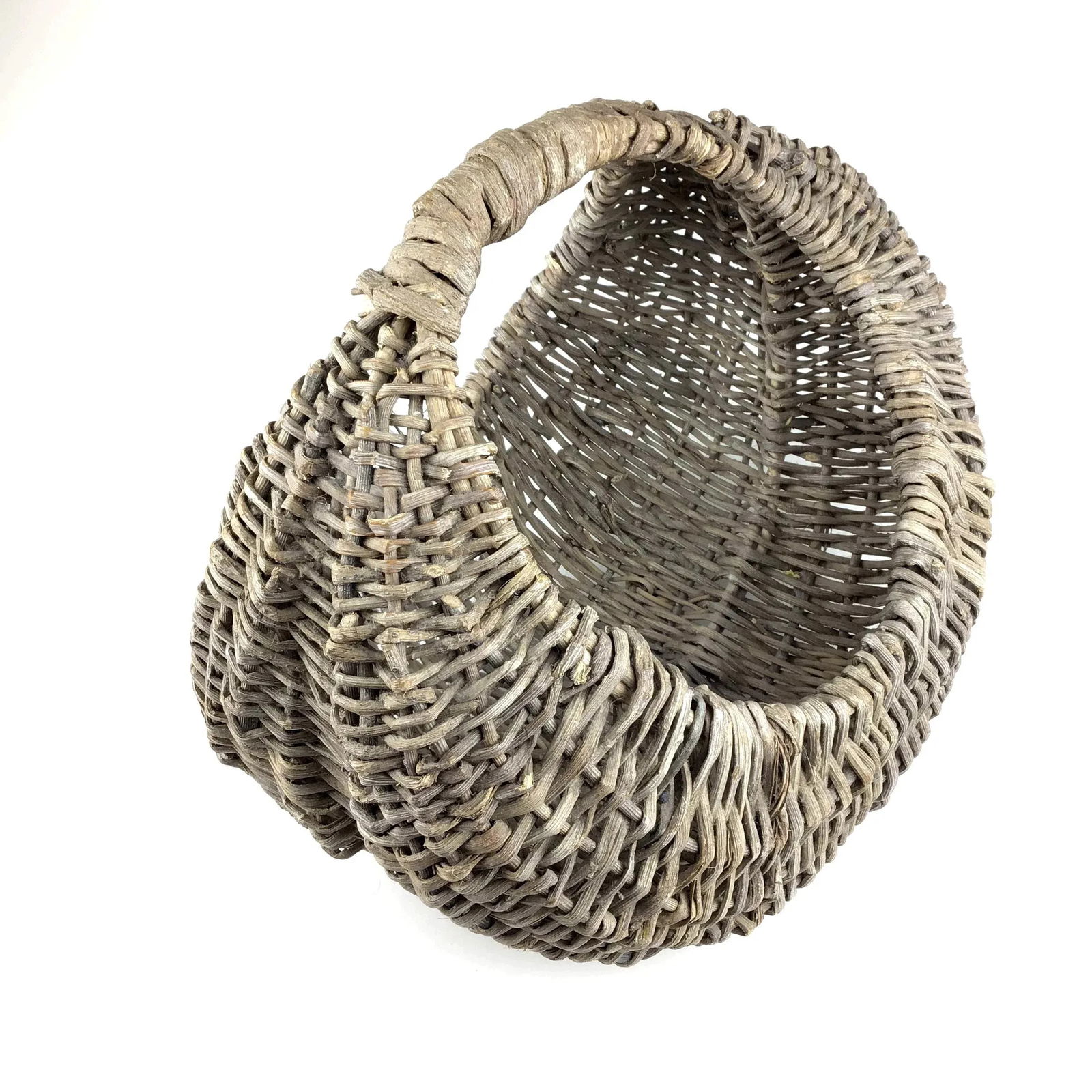 18th Century French Grape Gathering Basket - 3