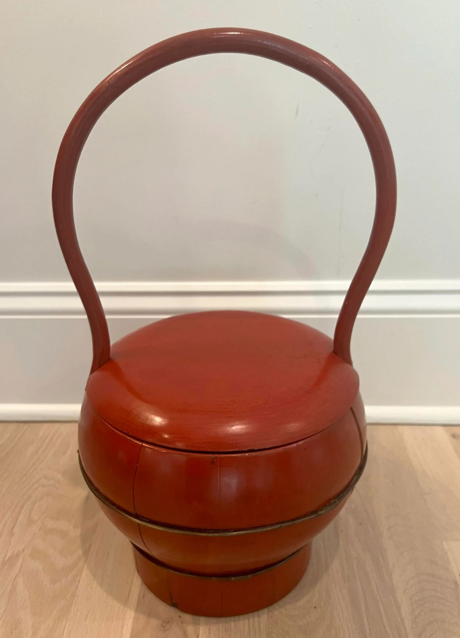 Early 20th Century Antique Red Lacquered Wedding Basket With Lid - 3