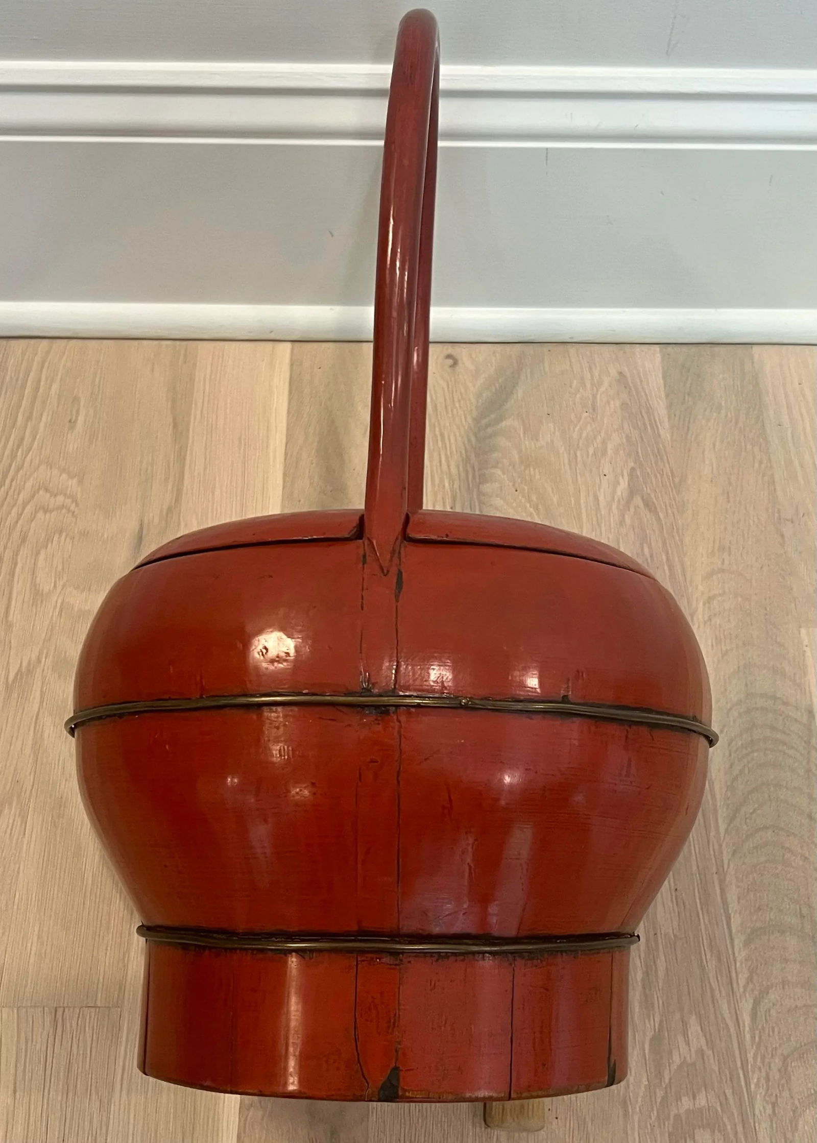 Early 20th Century Antique Red Lacquered Wedding Basket With Lid - 6