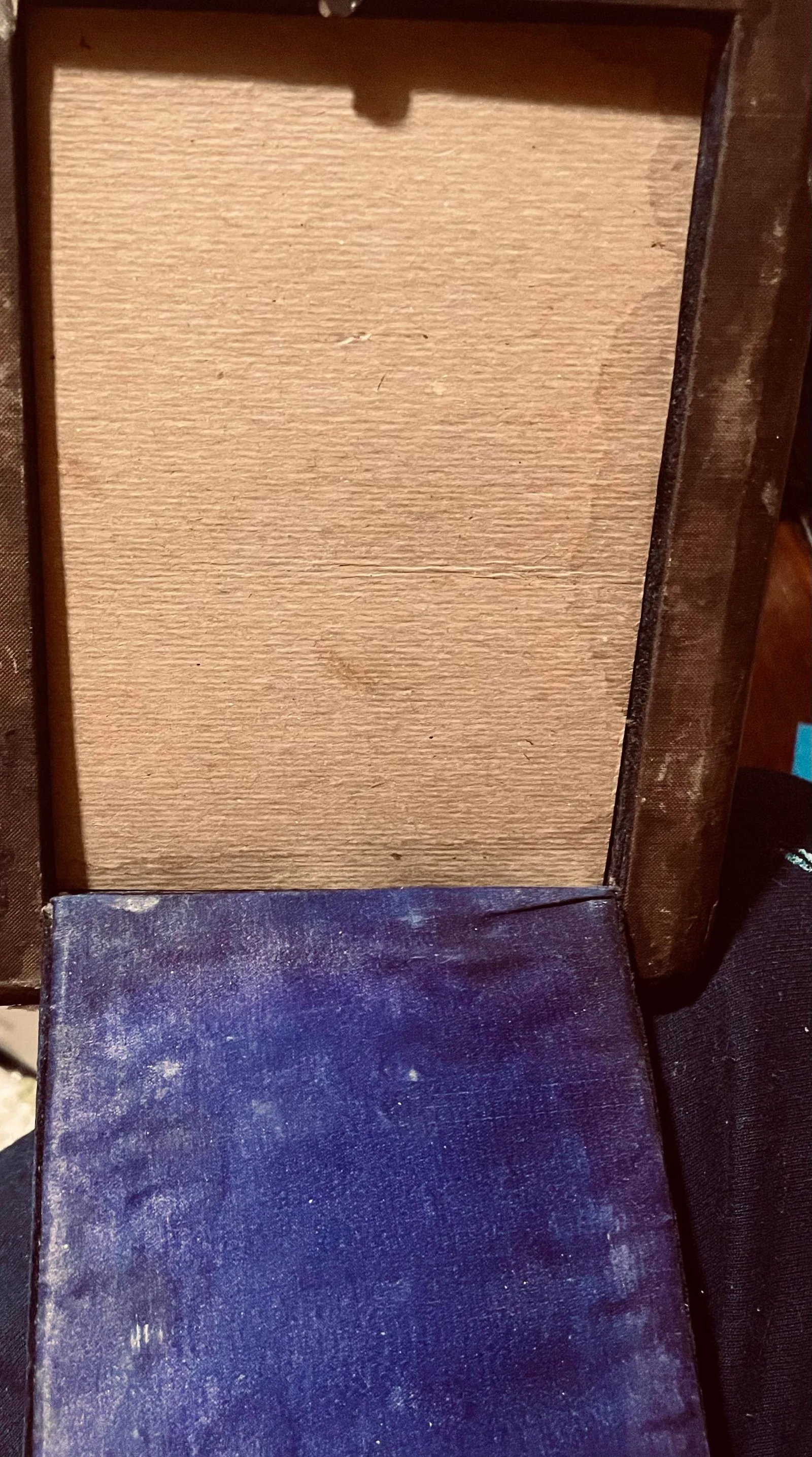 1901 Birmingham Mint Sterling Silver Desk Top Picture Frame Embossed Design - 11