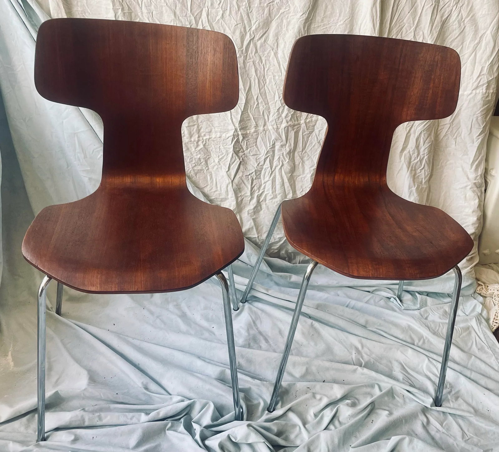 Fritz Hansen Denmark 1974 Plywood Hammer Stackable Chairs Set of 2 Refinished - 3