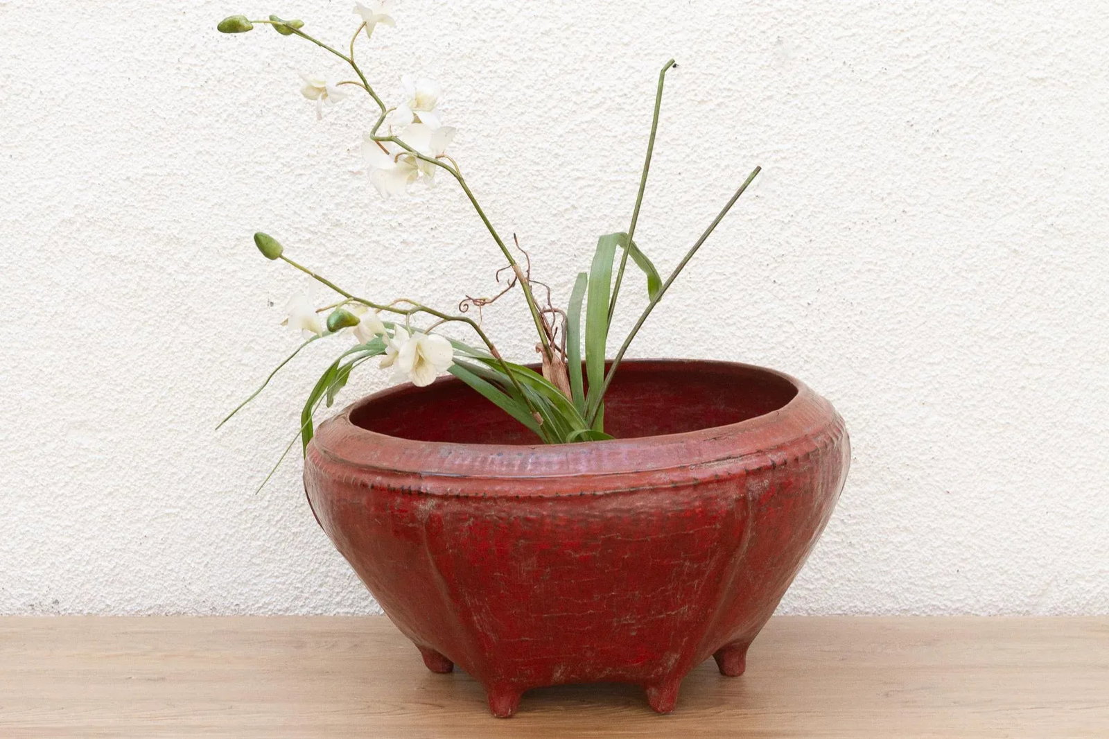 Large Antique Red Lacquered Burmese Basket - 2